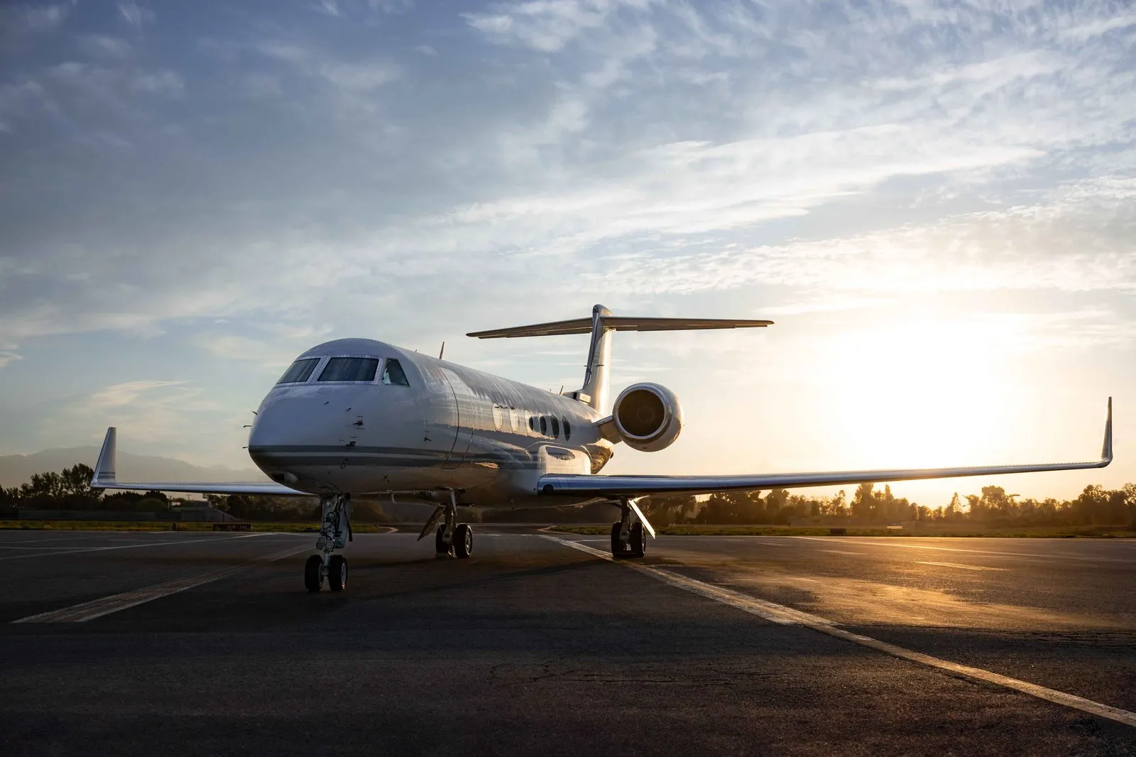 FlyHouse to acquire Sun Air Jets