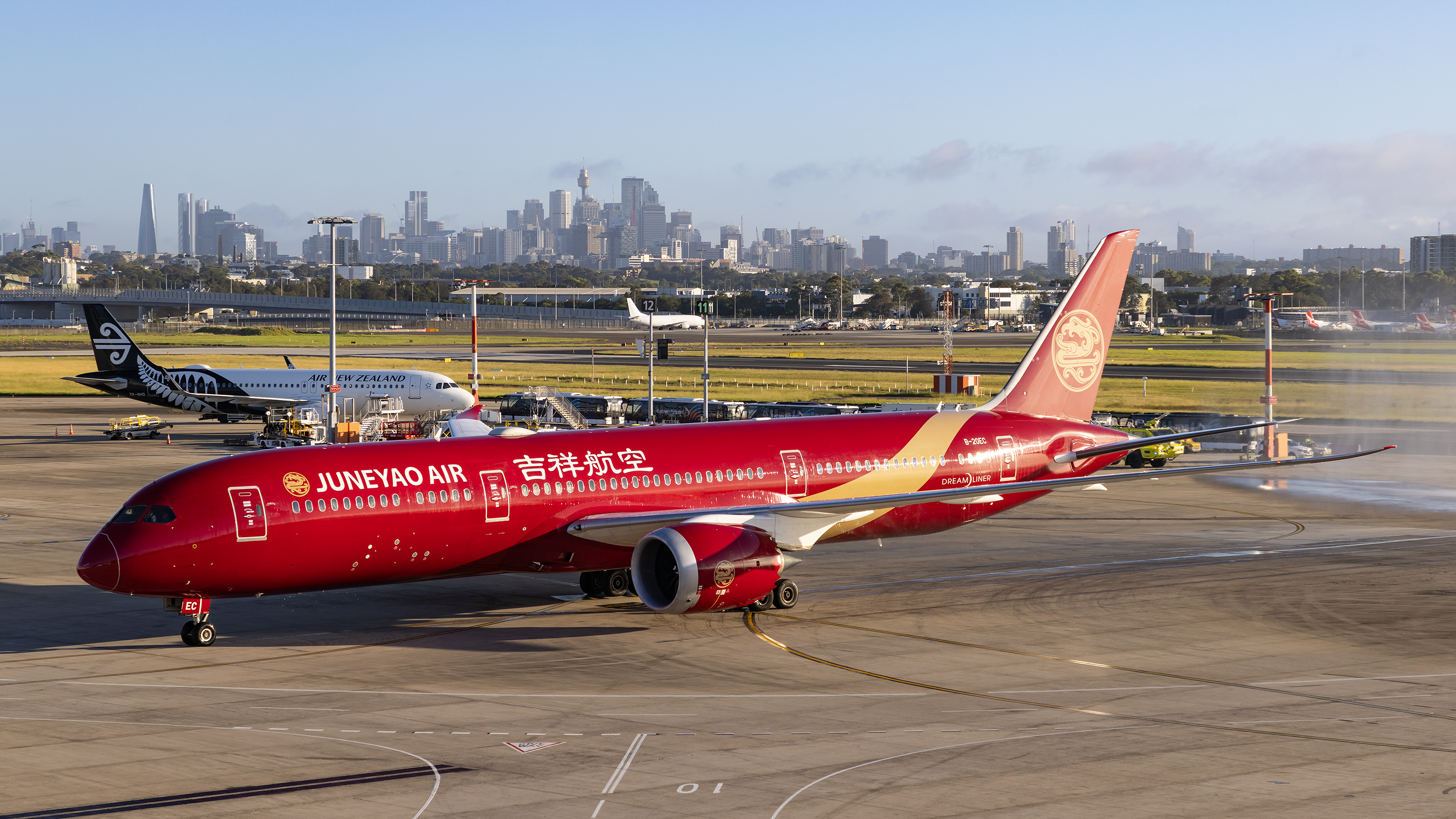 Juneyao Air and Spring Airlines resumed Shanghai-Thailand route