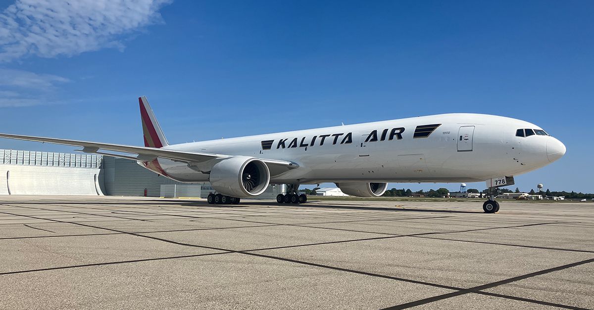 AerCap delivers two 777-300ERSF passenger-to-freighter converted aircraft to Kalitta Air