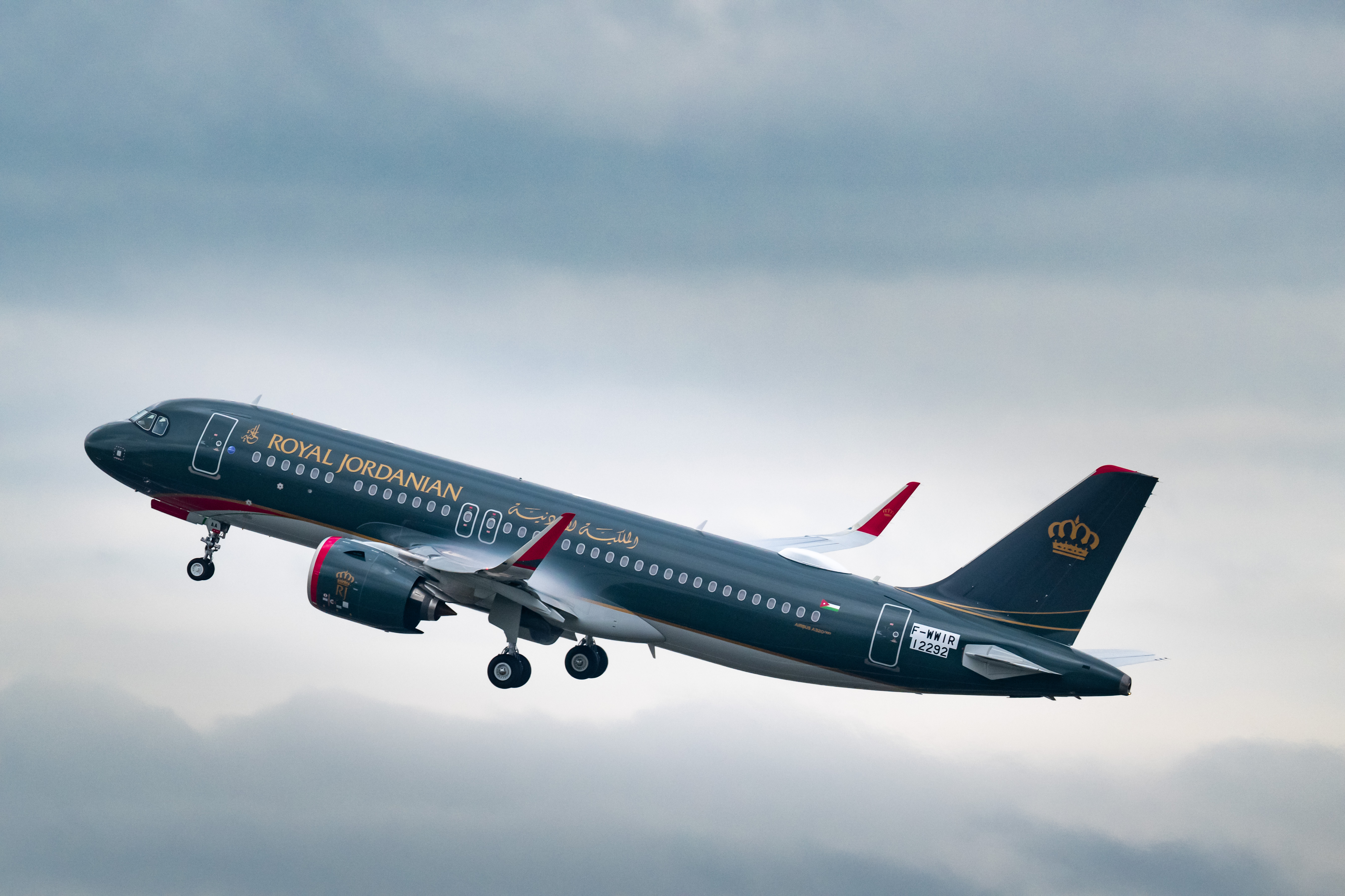 Avolon to lease two additional A321neos to Royal Jordanian Airlines