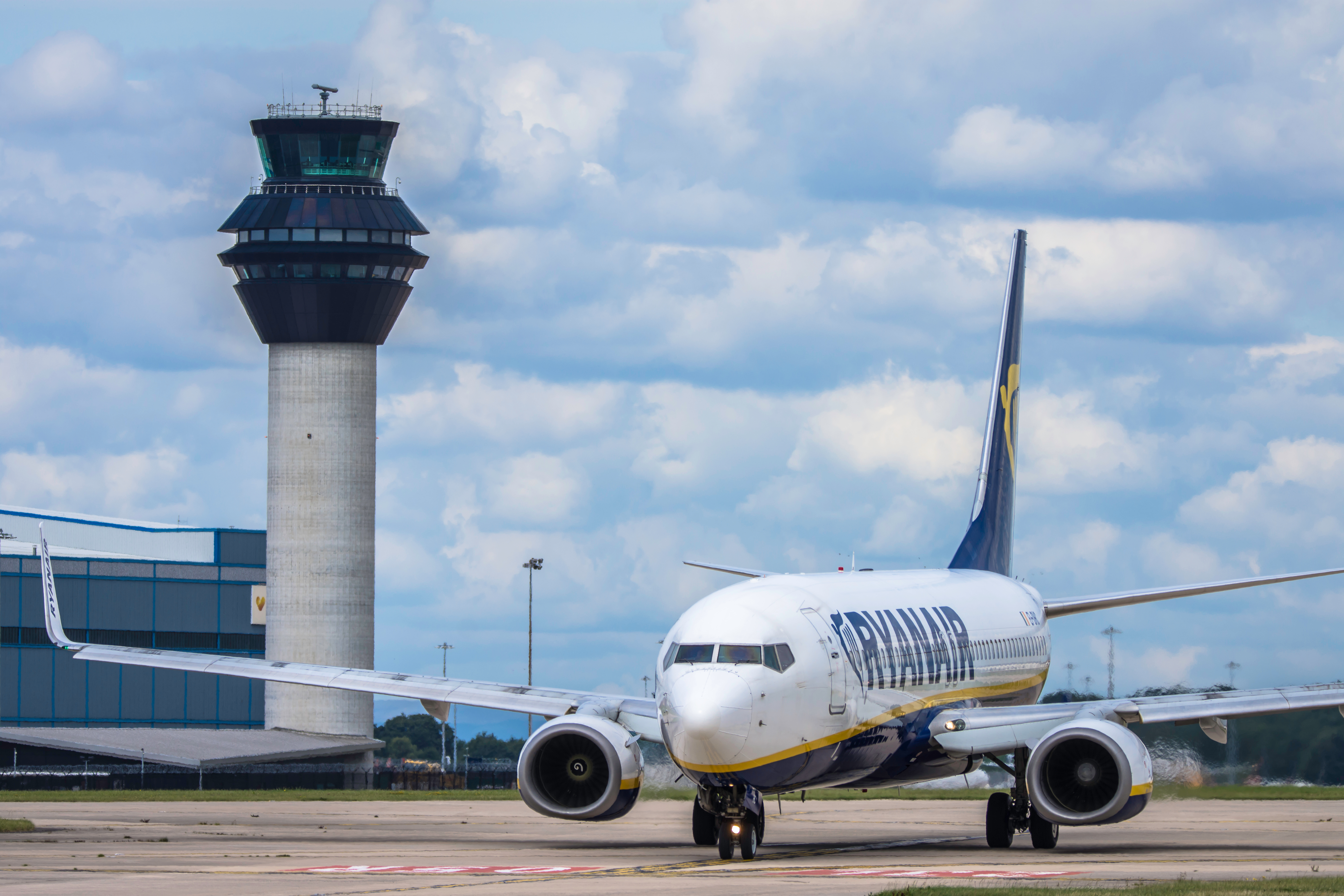 UK air traffic increases 2.5% in June