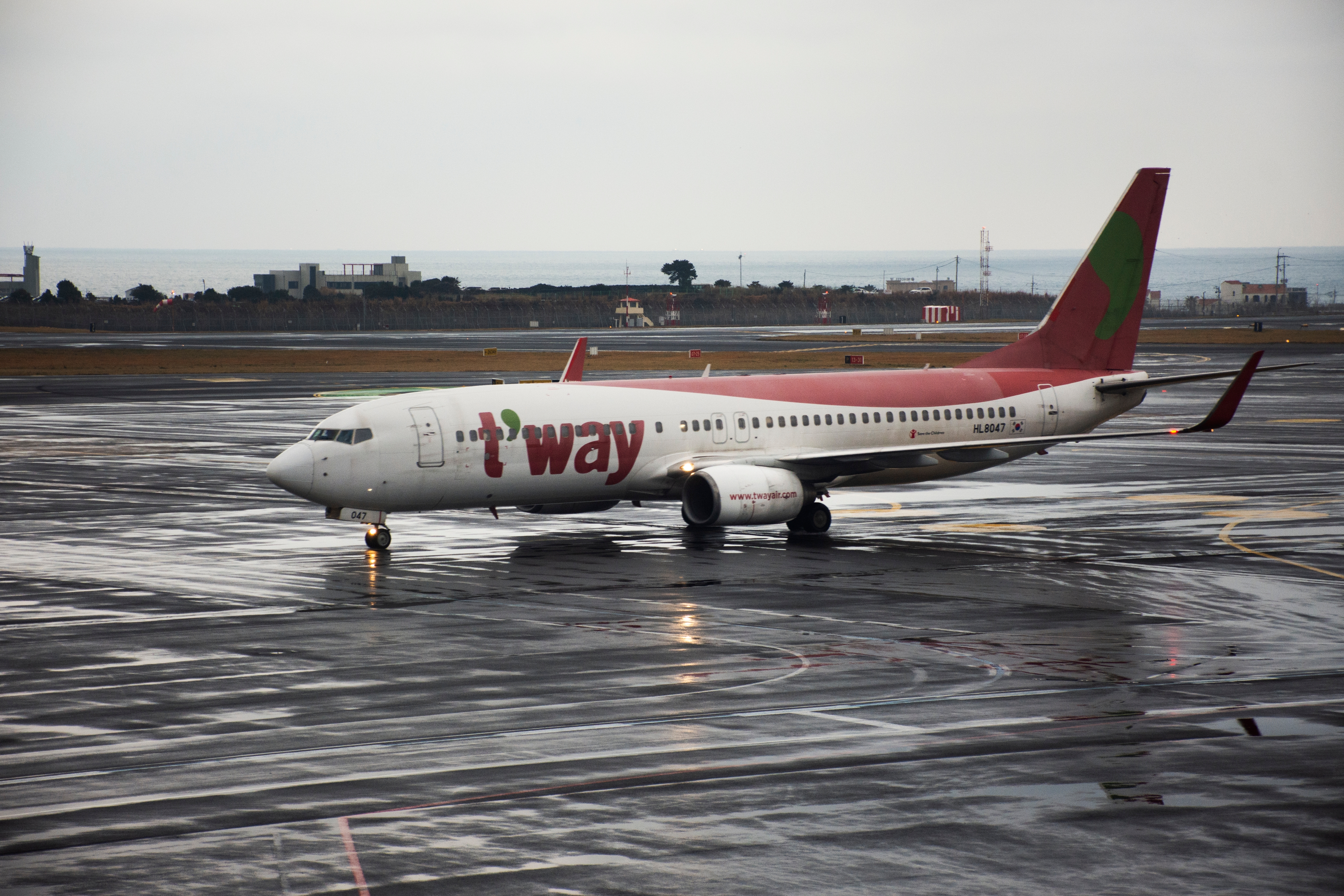 T’way Air to raise $154 million through rights offering and perpetual bonds