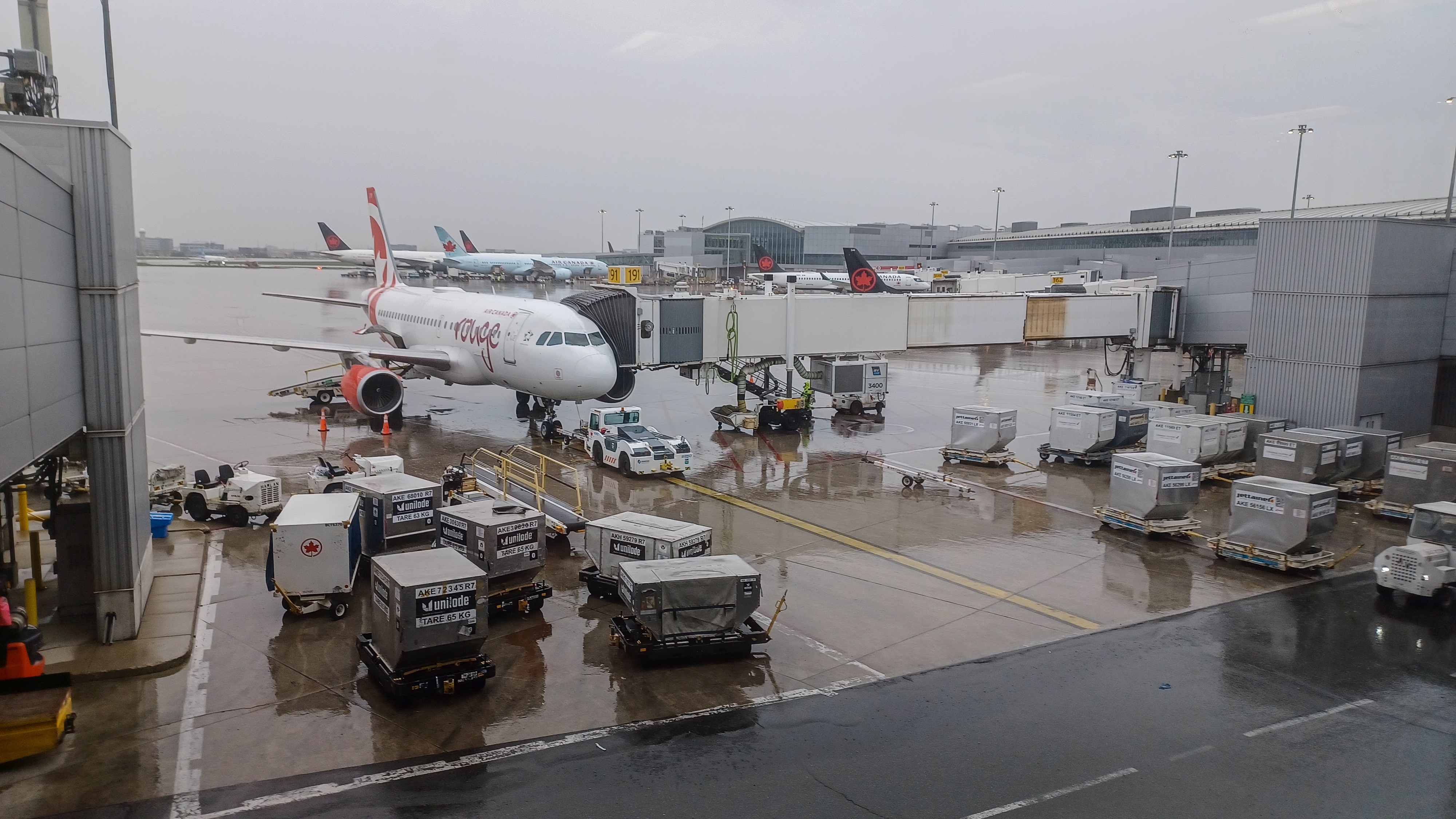 Air Canada begins gradual restoration of operations