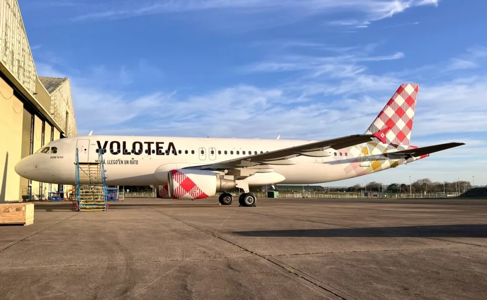 Caerdav delivers A320 to Avolon following first transition check under new partnership