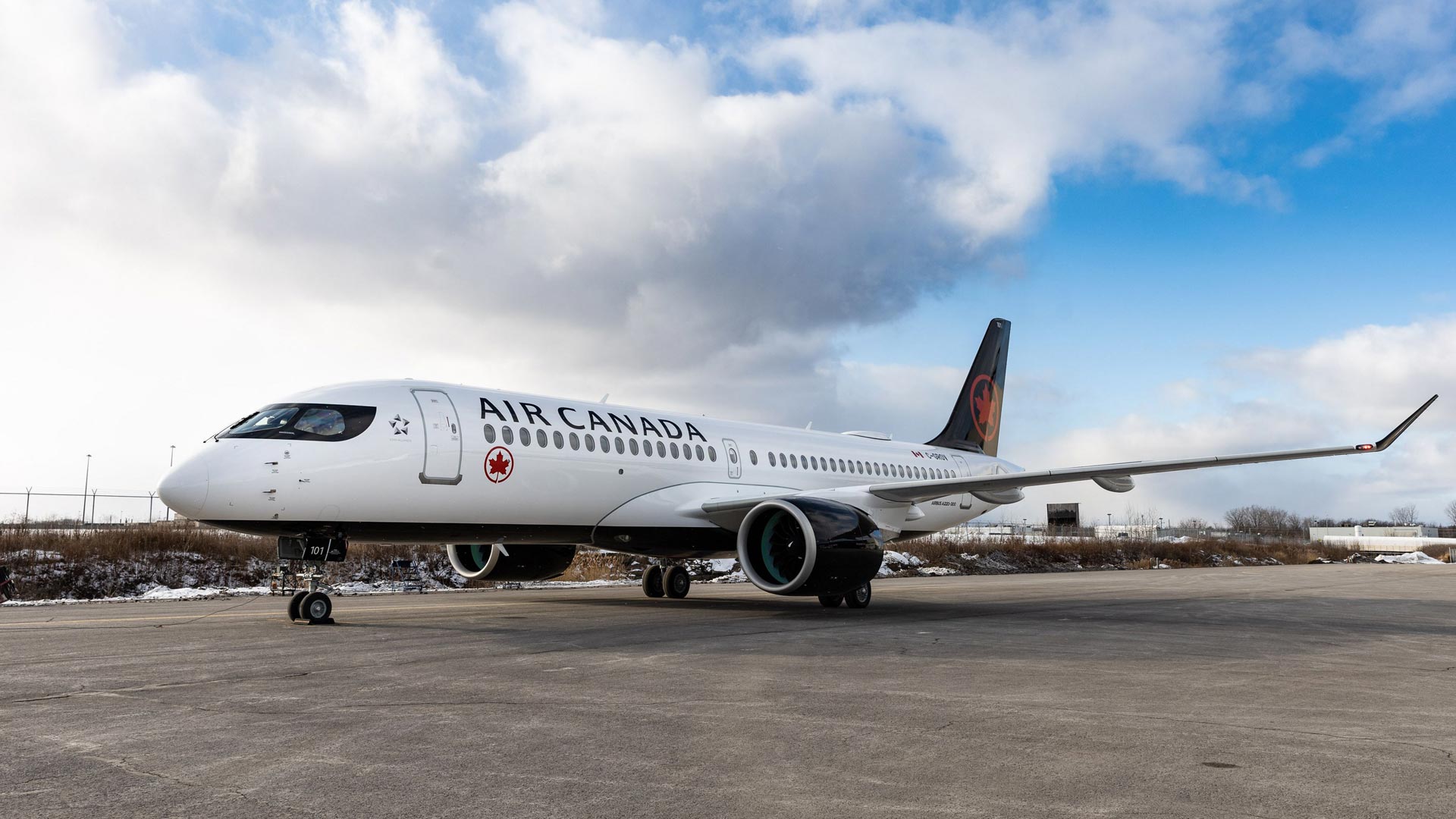 Air Canada posts record revenues, to cut US capacity from March