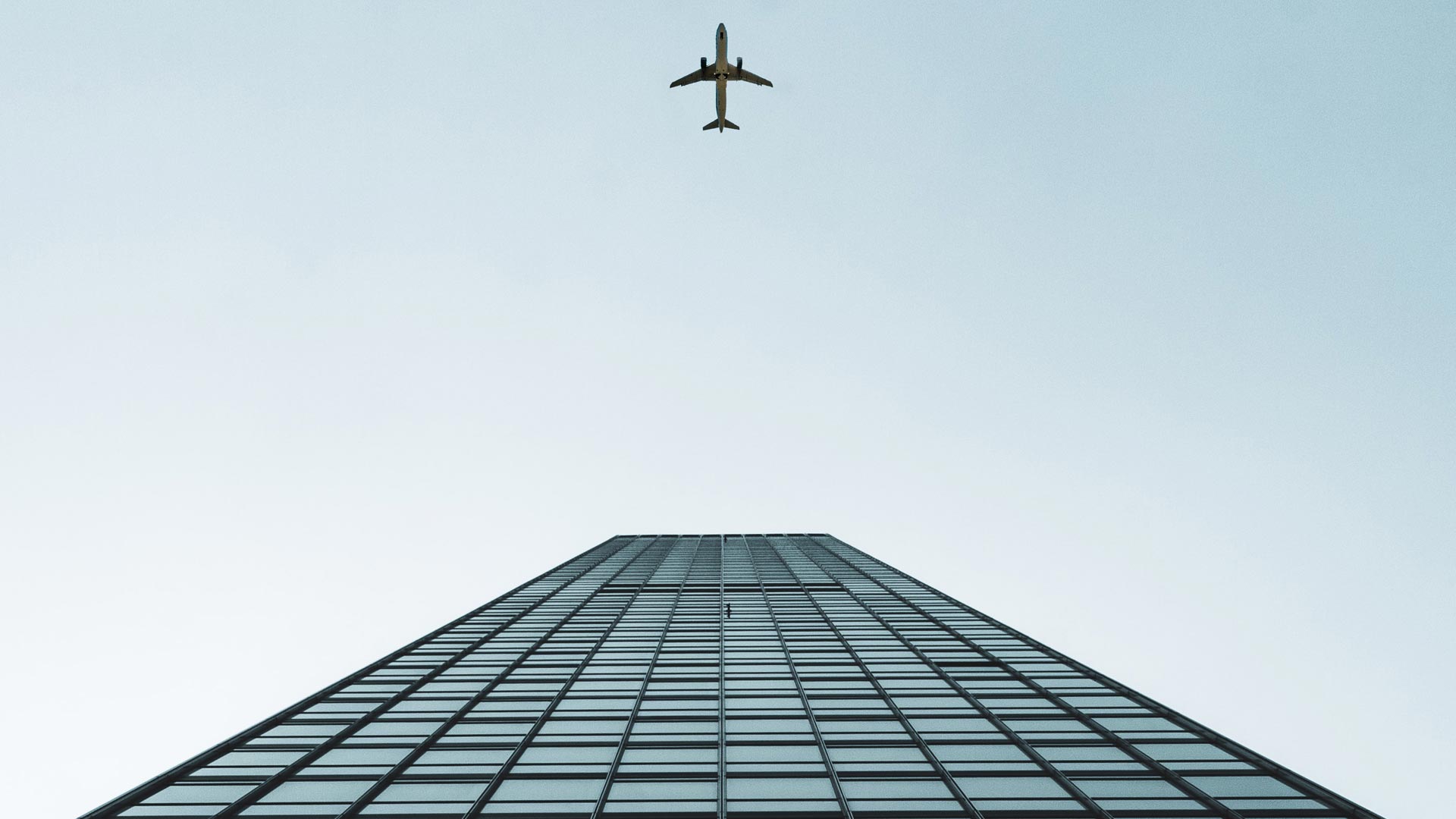 GE launches debt tender offers