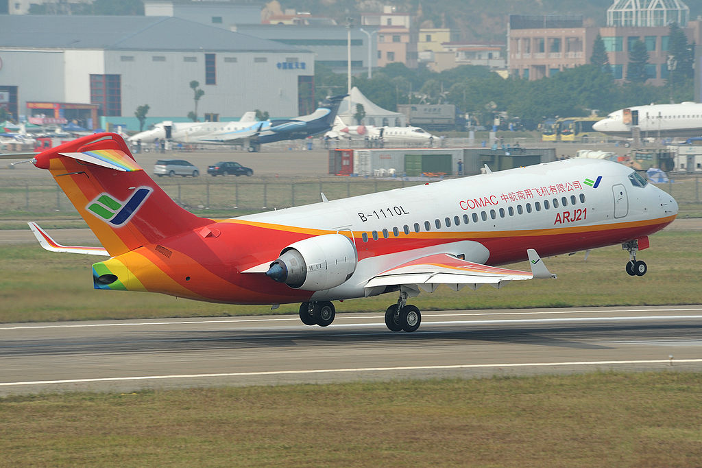 COMAC launches first demo flights for regional jet and large passenger aircraft with SAF