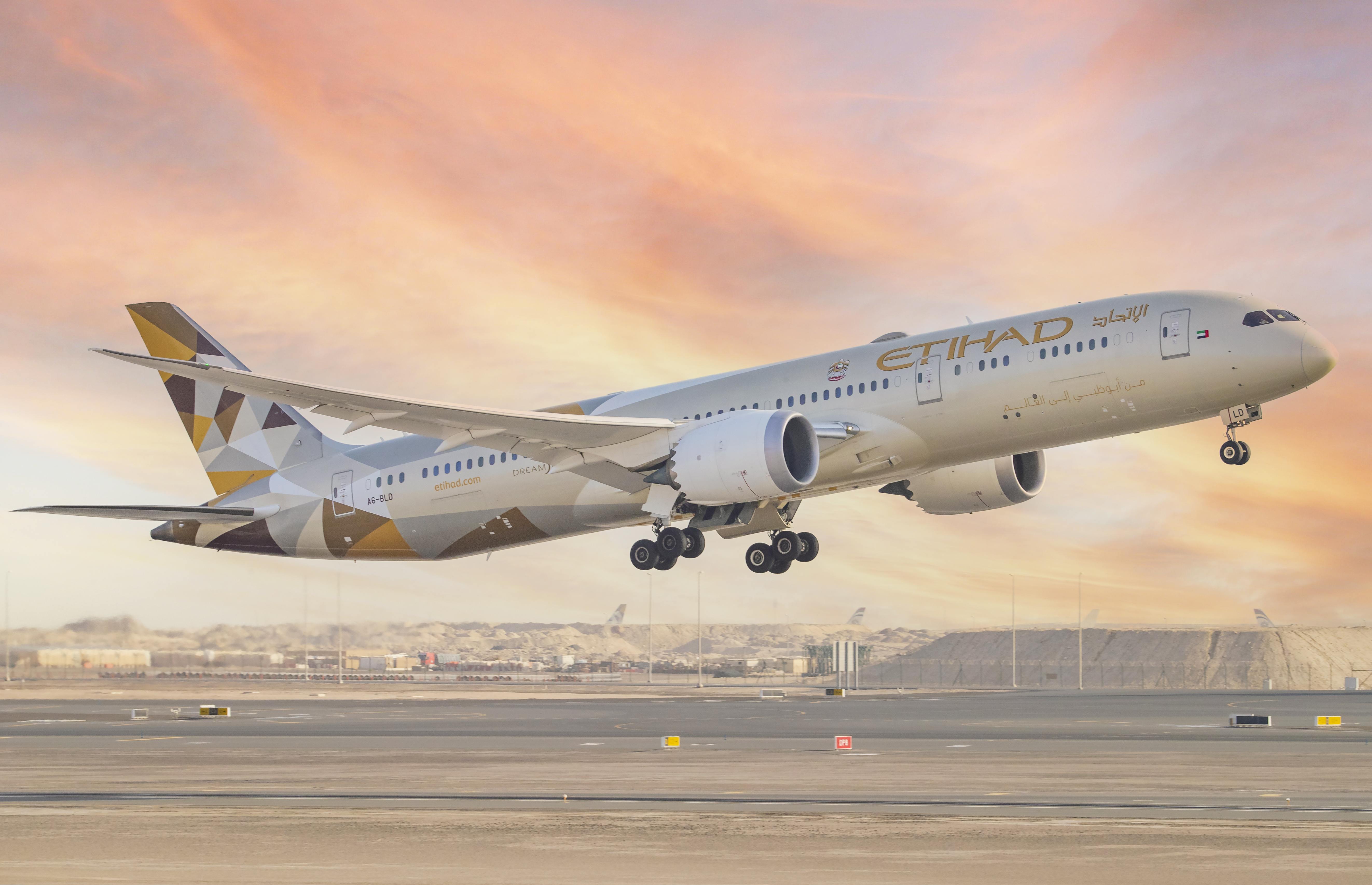 Etihad reports April traffic
