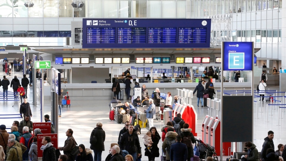 German airports braced for disruption after 24-hour strike action called