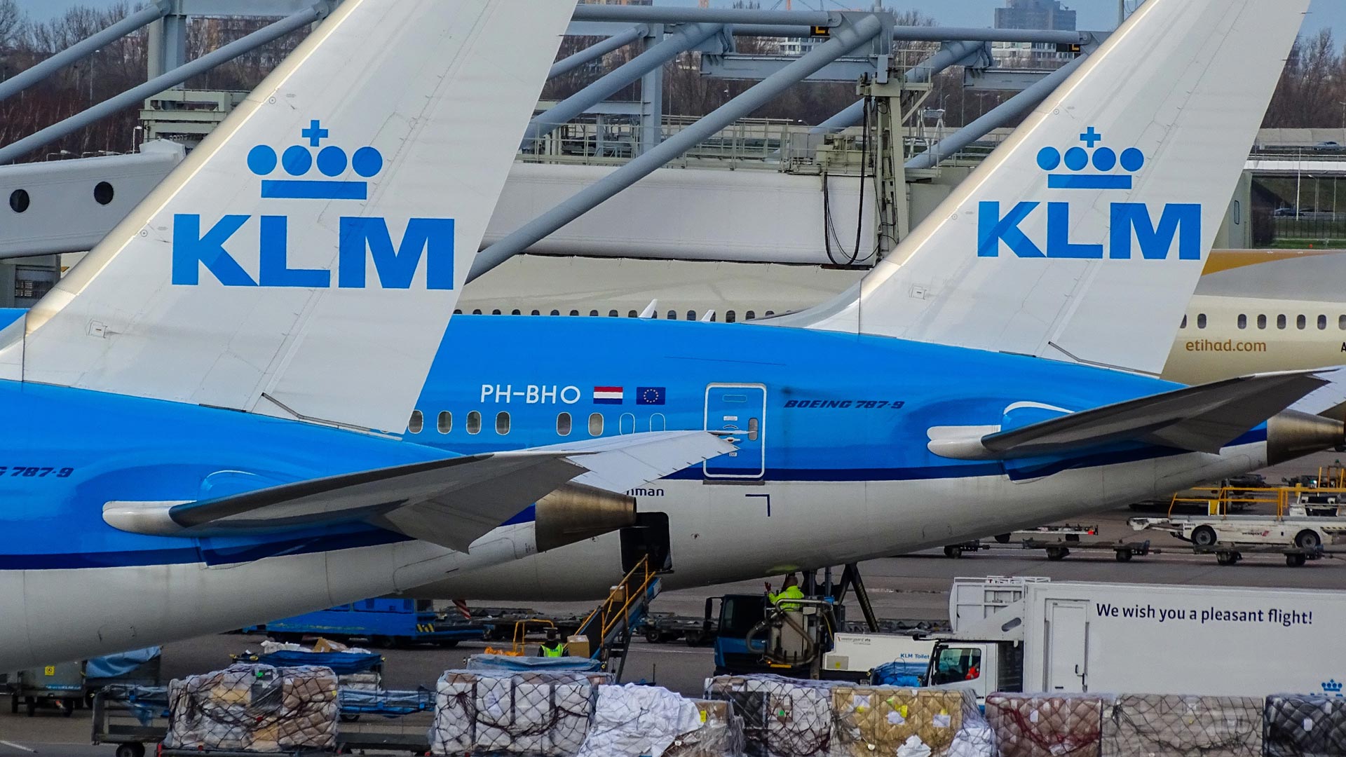 Air France and Delta cancel ground handling agreements with KLM amid strike action
