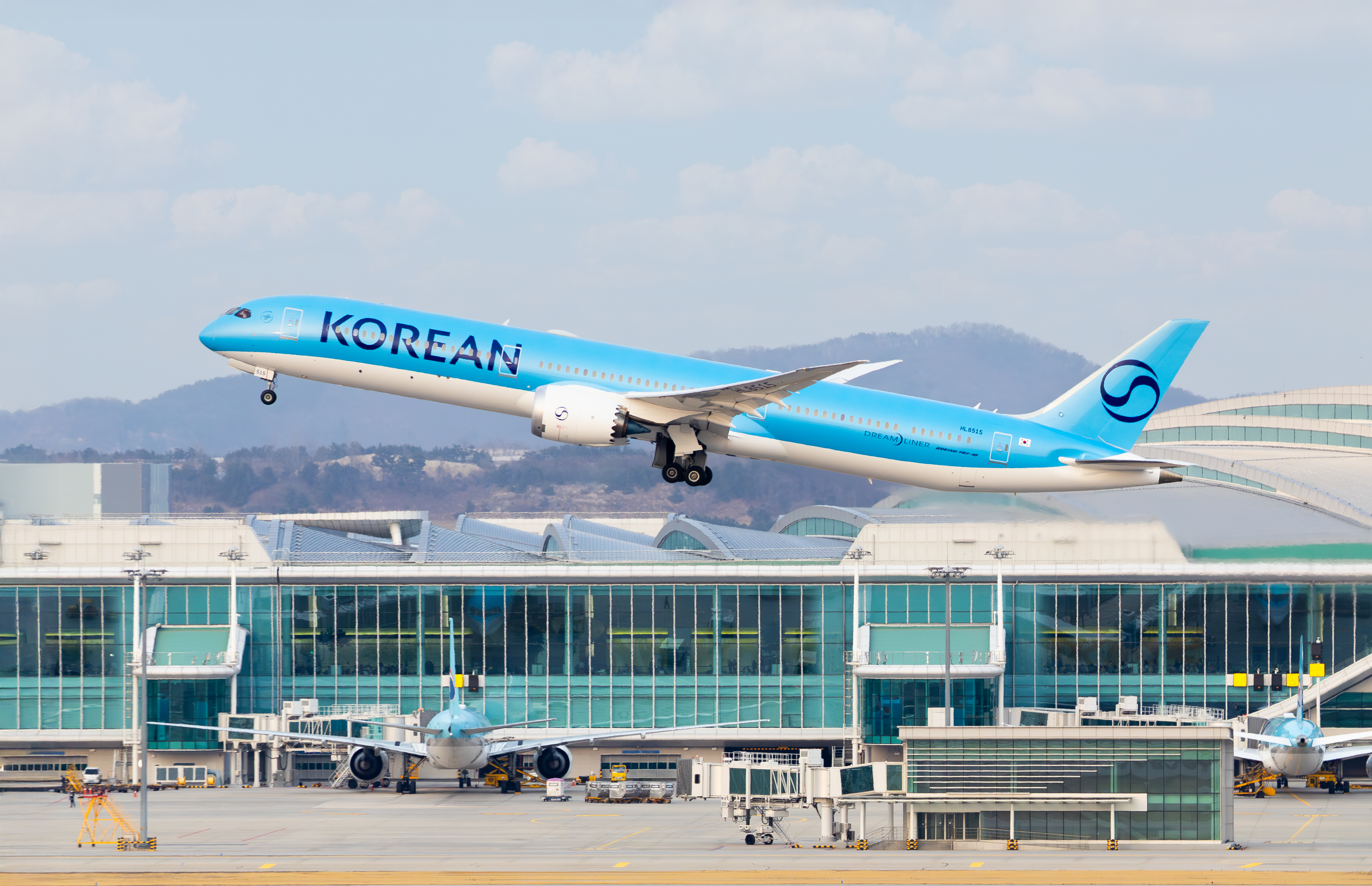 Korean Air to reclaim ownership of in-flight catering and duty-free operations