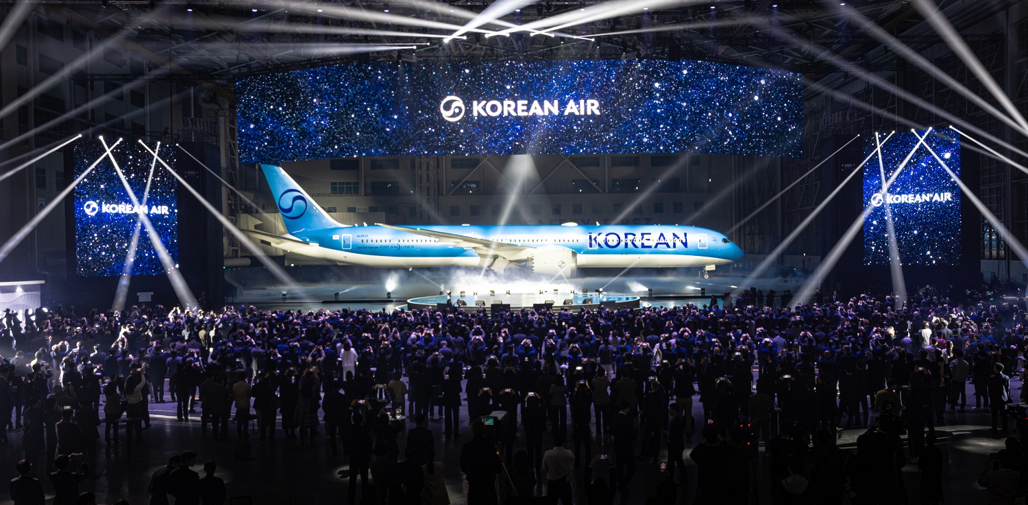 Korean Air debuts new livery and corporate branding