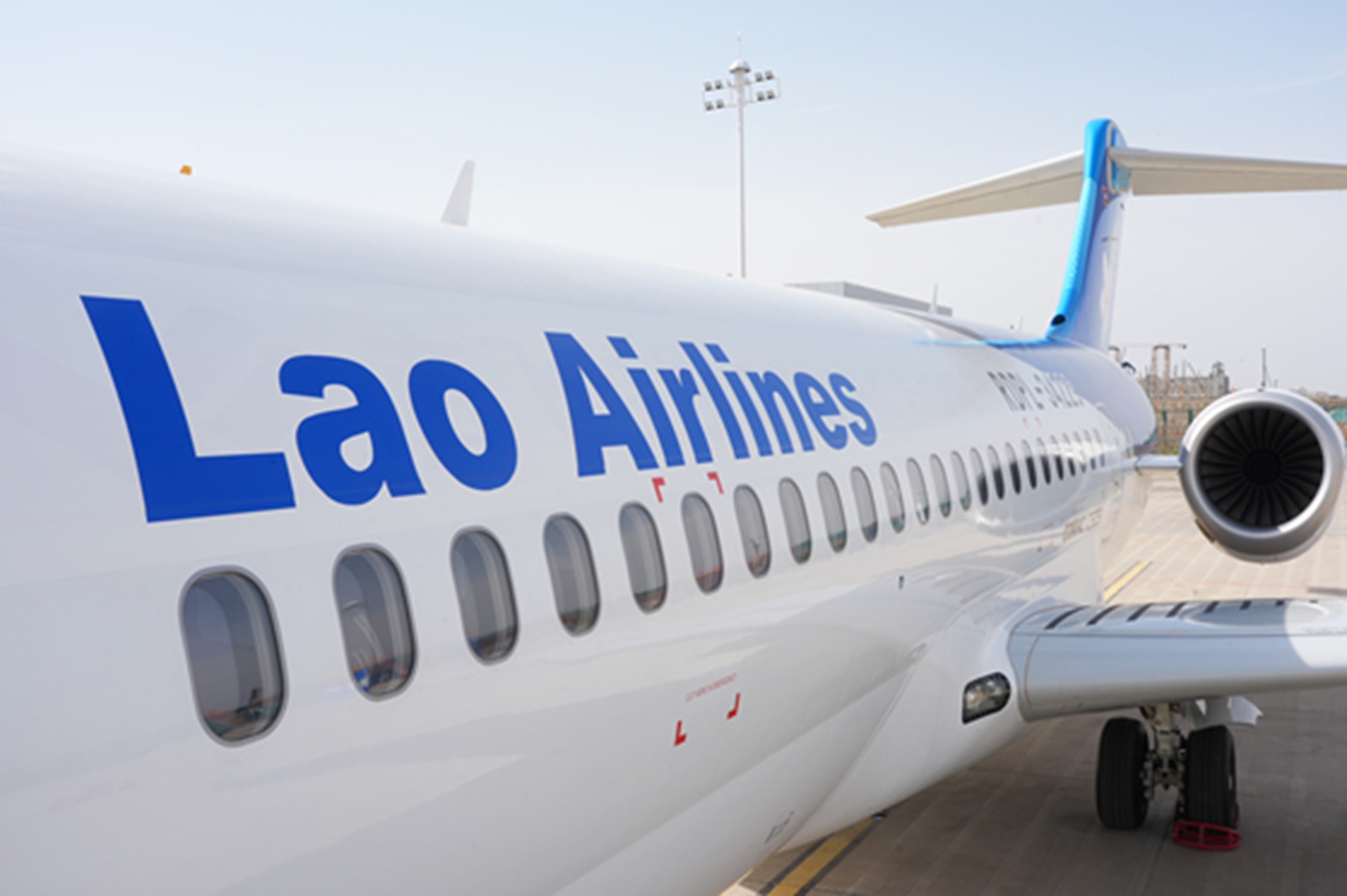 COMAC delivers first C909 to Lao Airlines