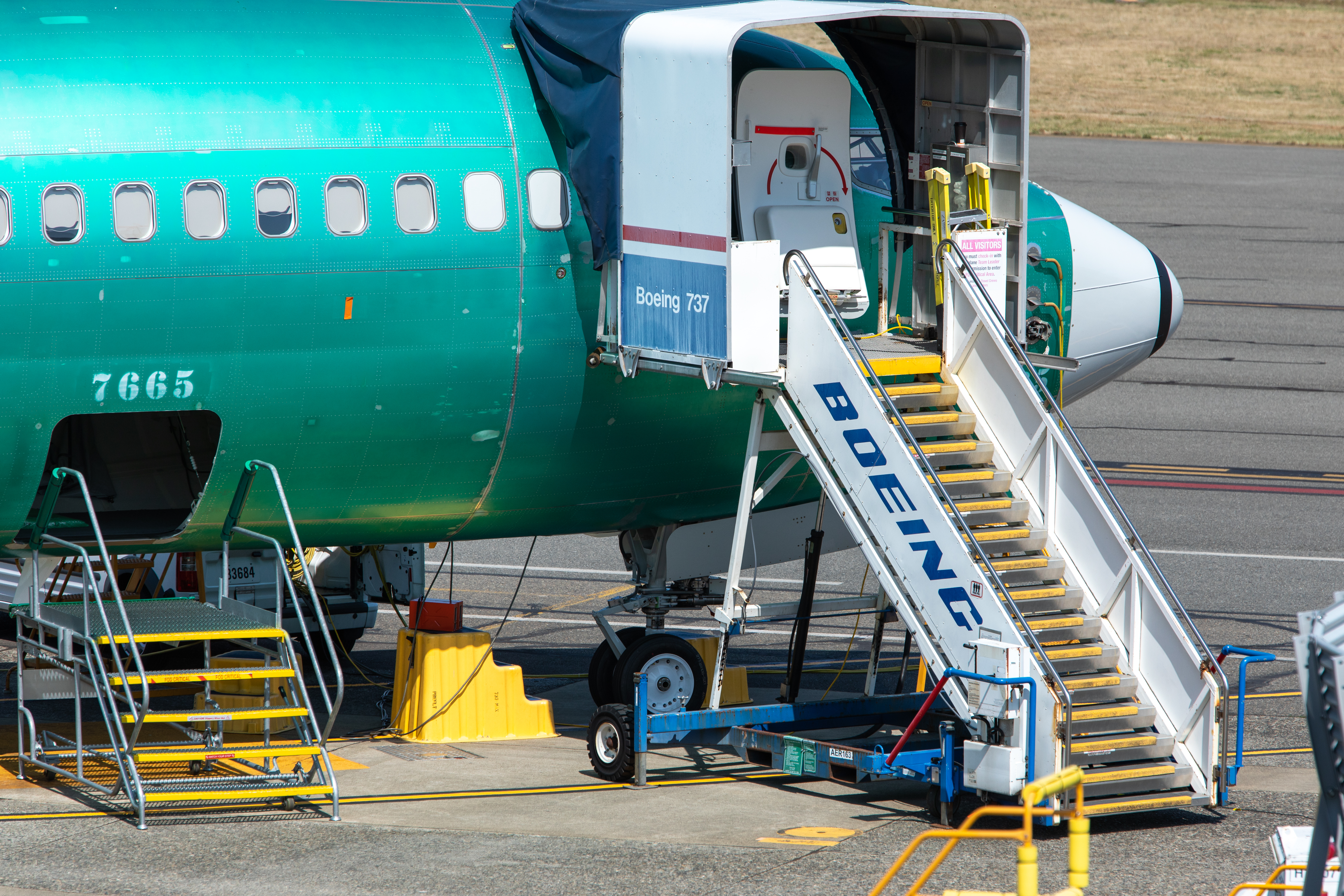 Boeing navigates China delivery uncertainty amid first quarter revenue growth