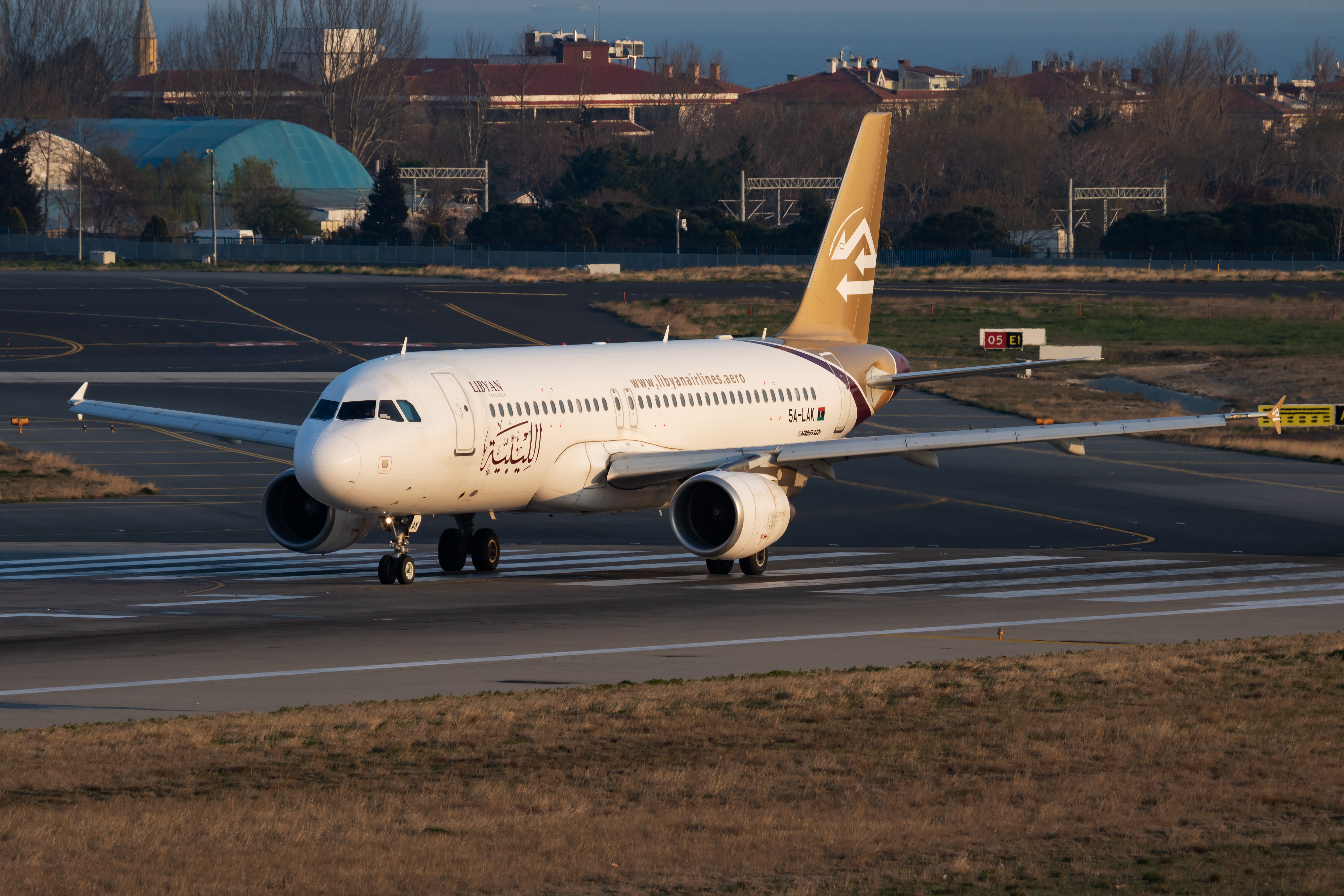 Libyan Airlines denies bankruptcy amid financial and operational crisis
