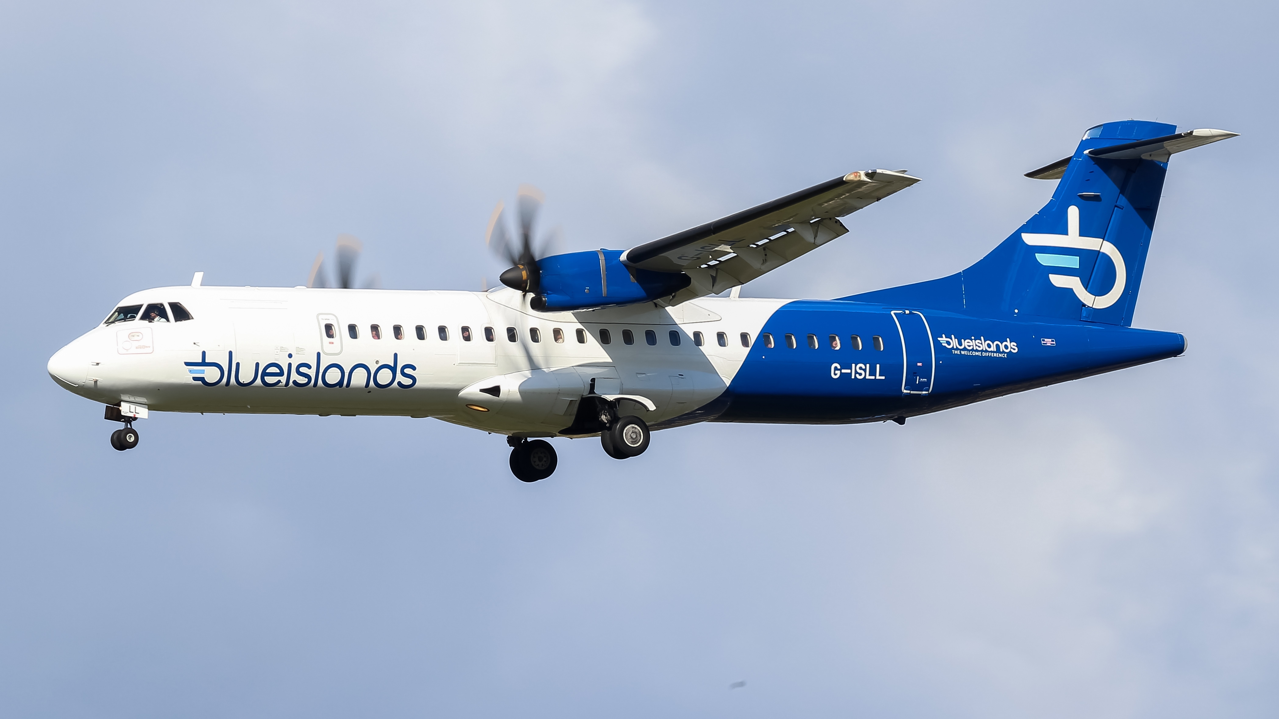 Blue Islands removes 28 flights from summer schedule