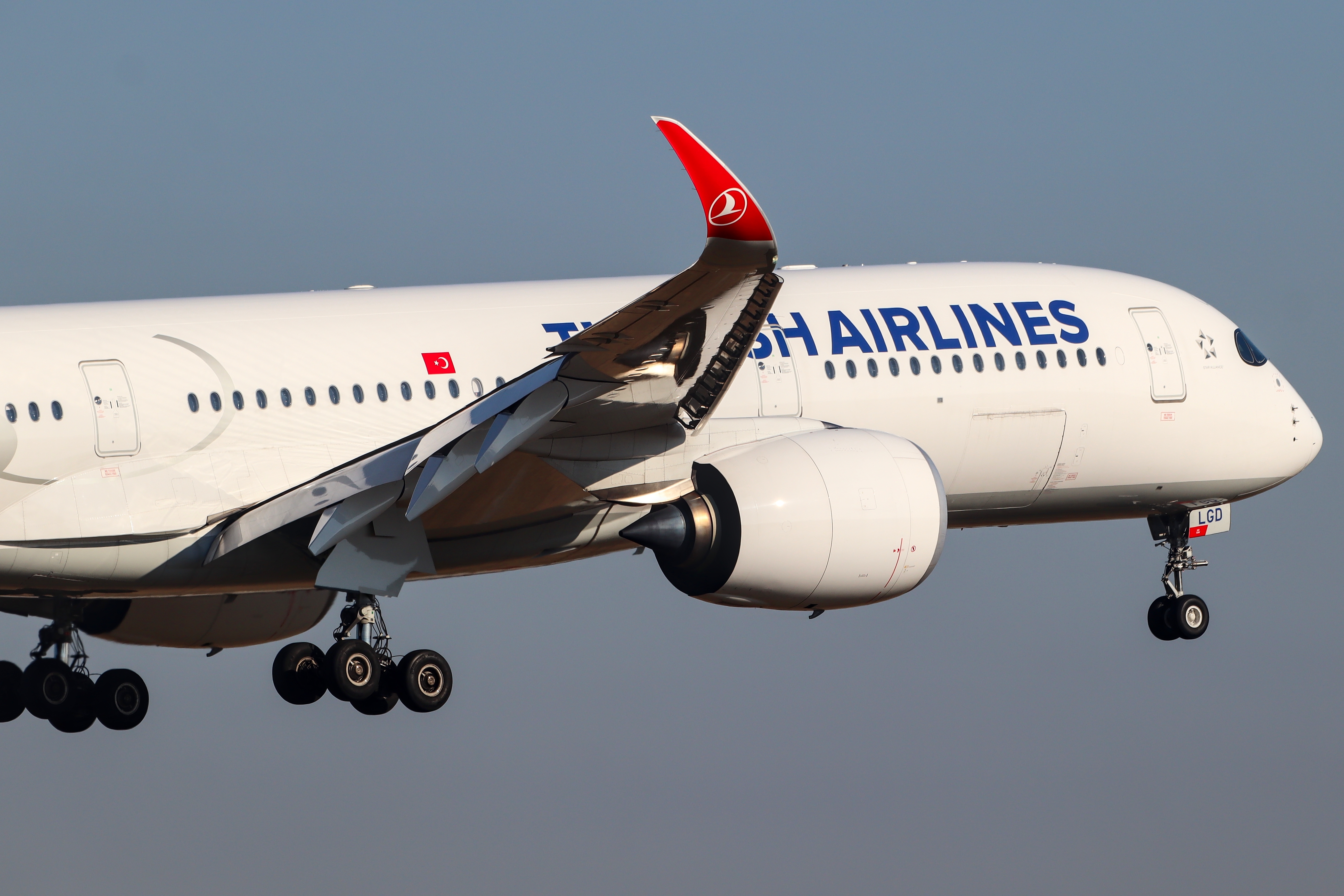 Turkish Airlines finalises delivery of one A350 through JOLCO financing