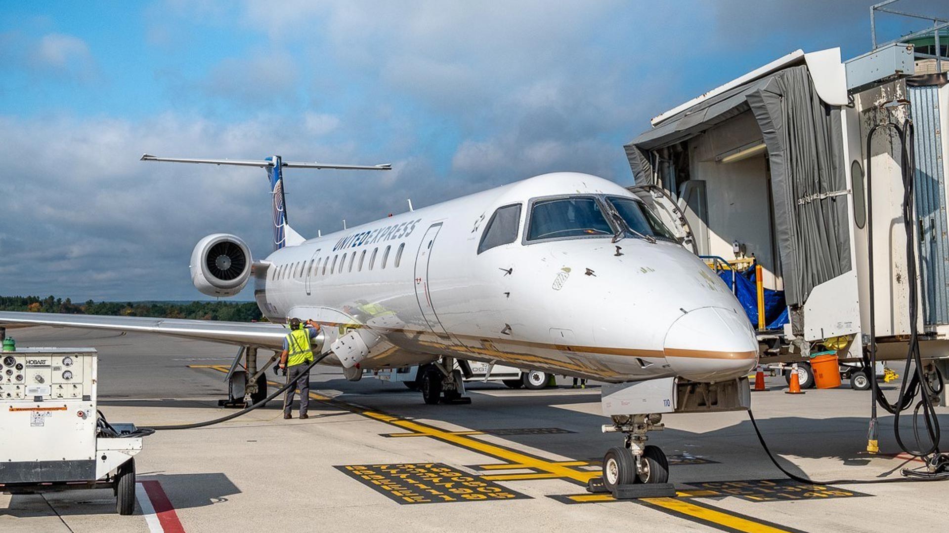 United begins installation of Starlink on regional aircraft fleet
