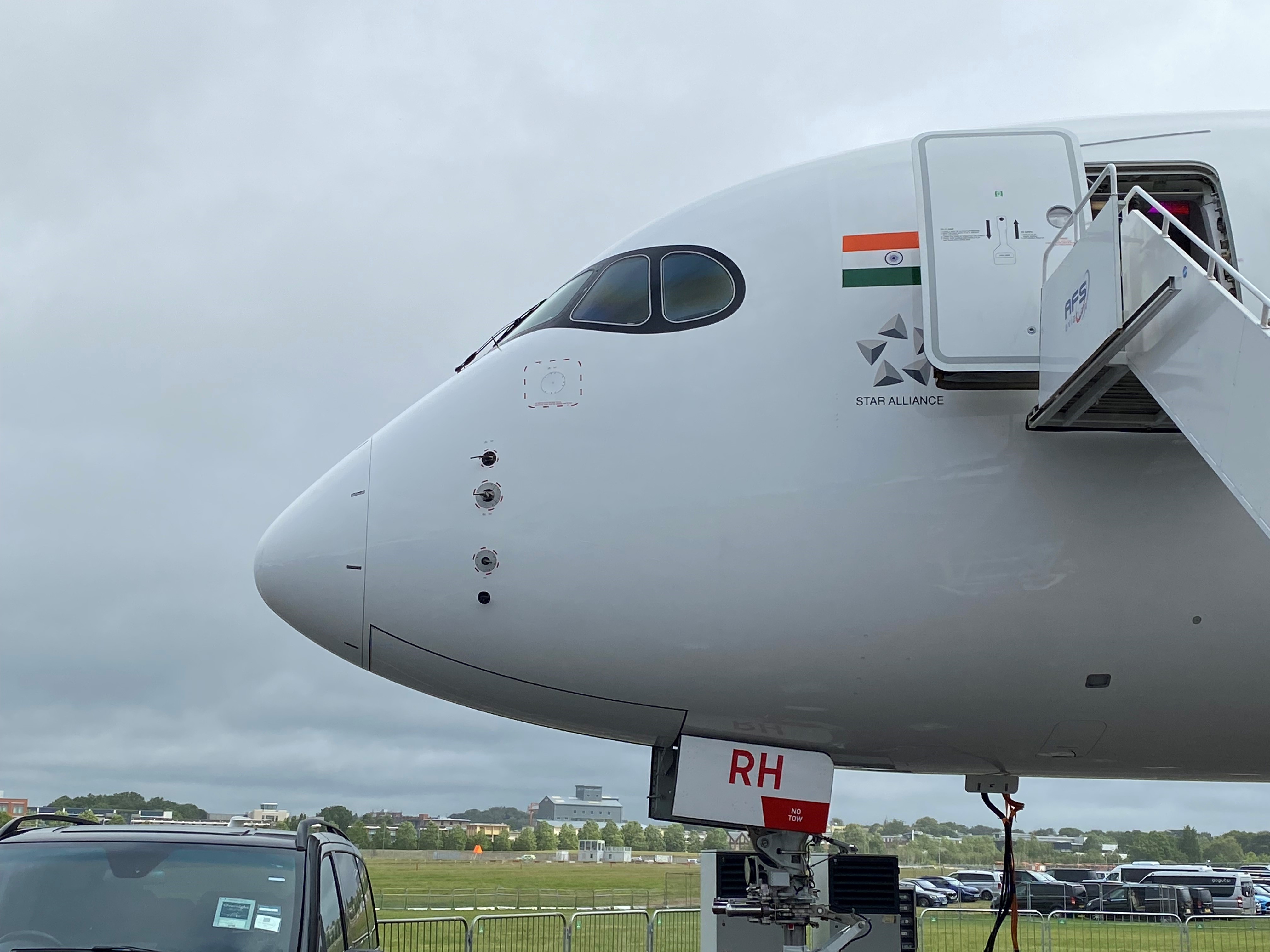 Air India A350 Farnb