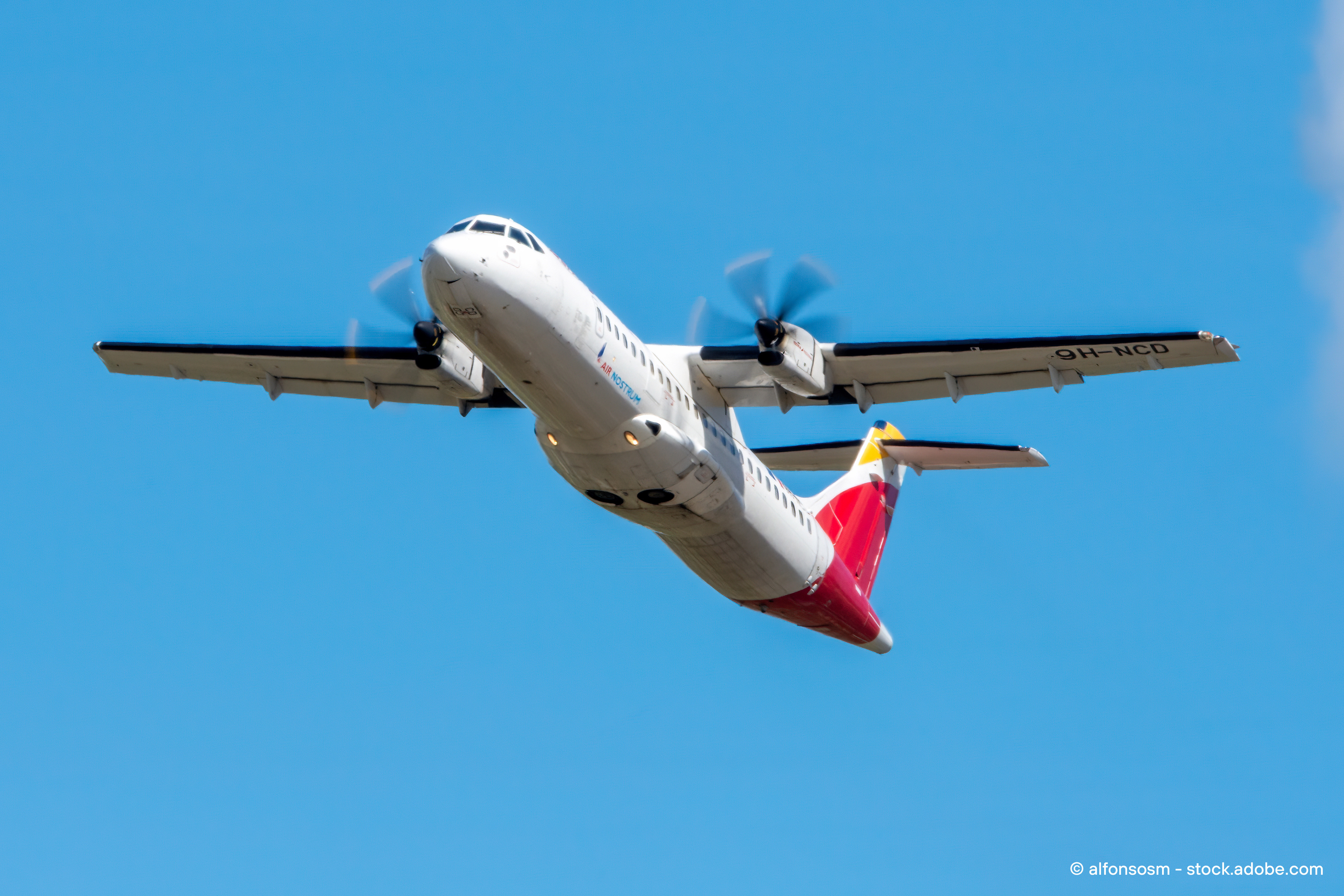 Air Nostrum Engineering & Maintenance renews ATR global maintenance agreement for five years