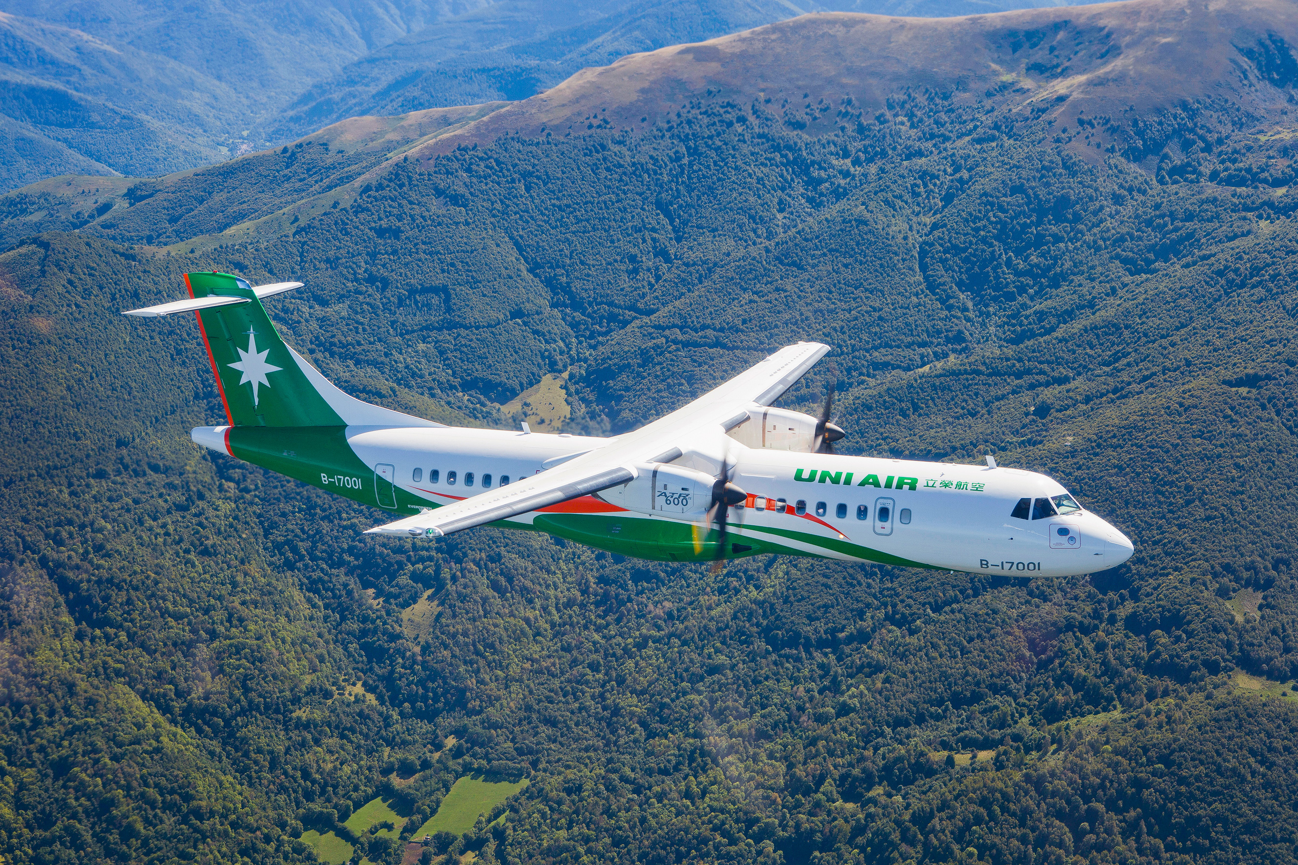UNI Air places firm order for 19 ATR 72-600s