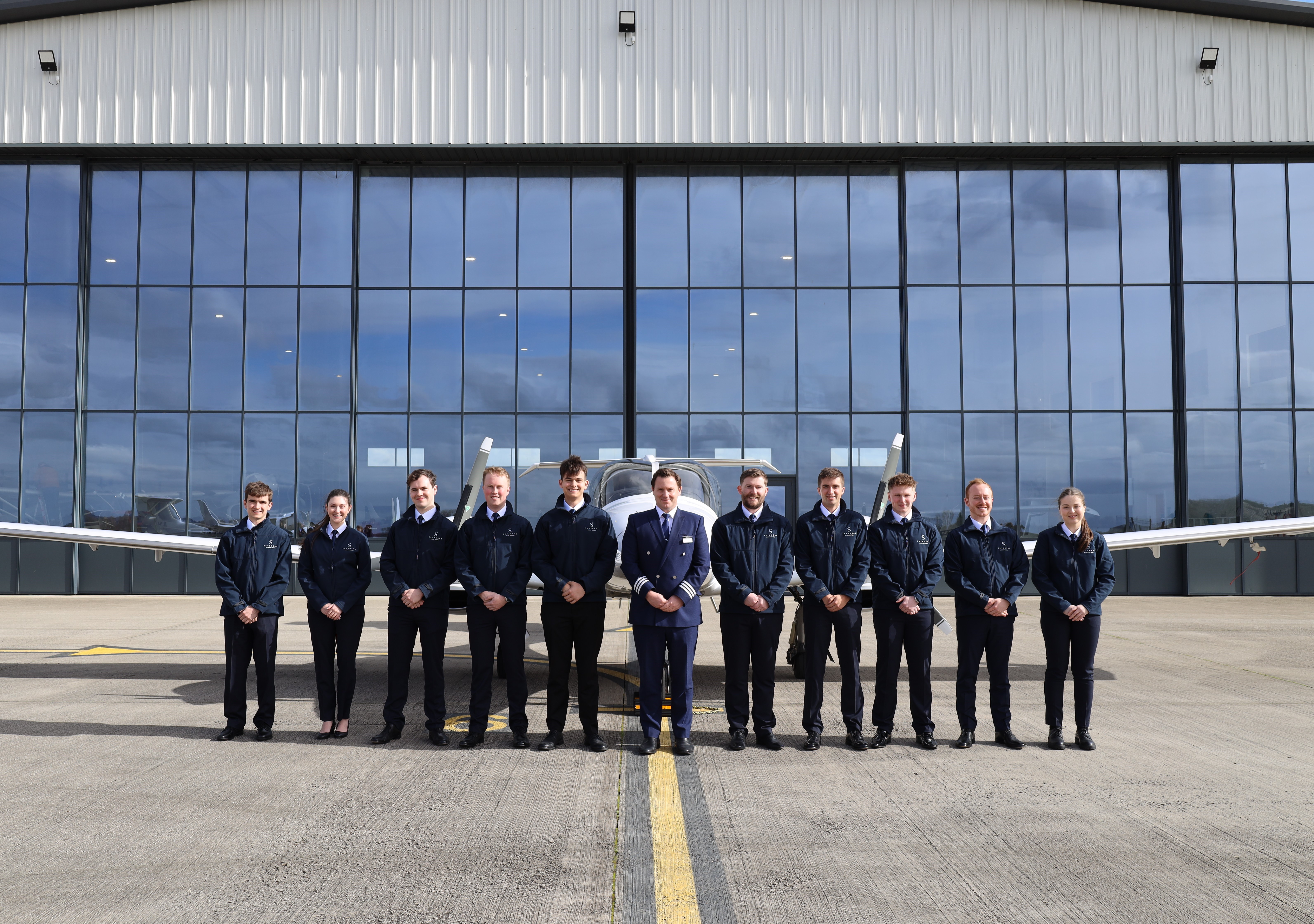 First trainees begin studies in British Airways' pilot scheme