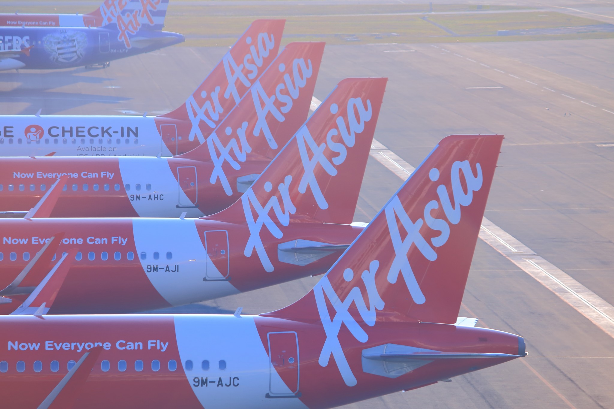 GECAS delivers first A320neo to AirAsia