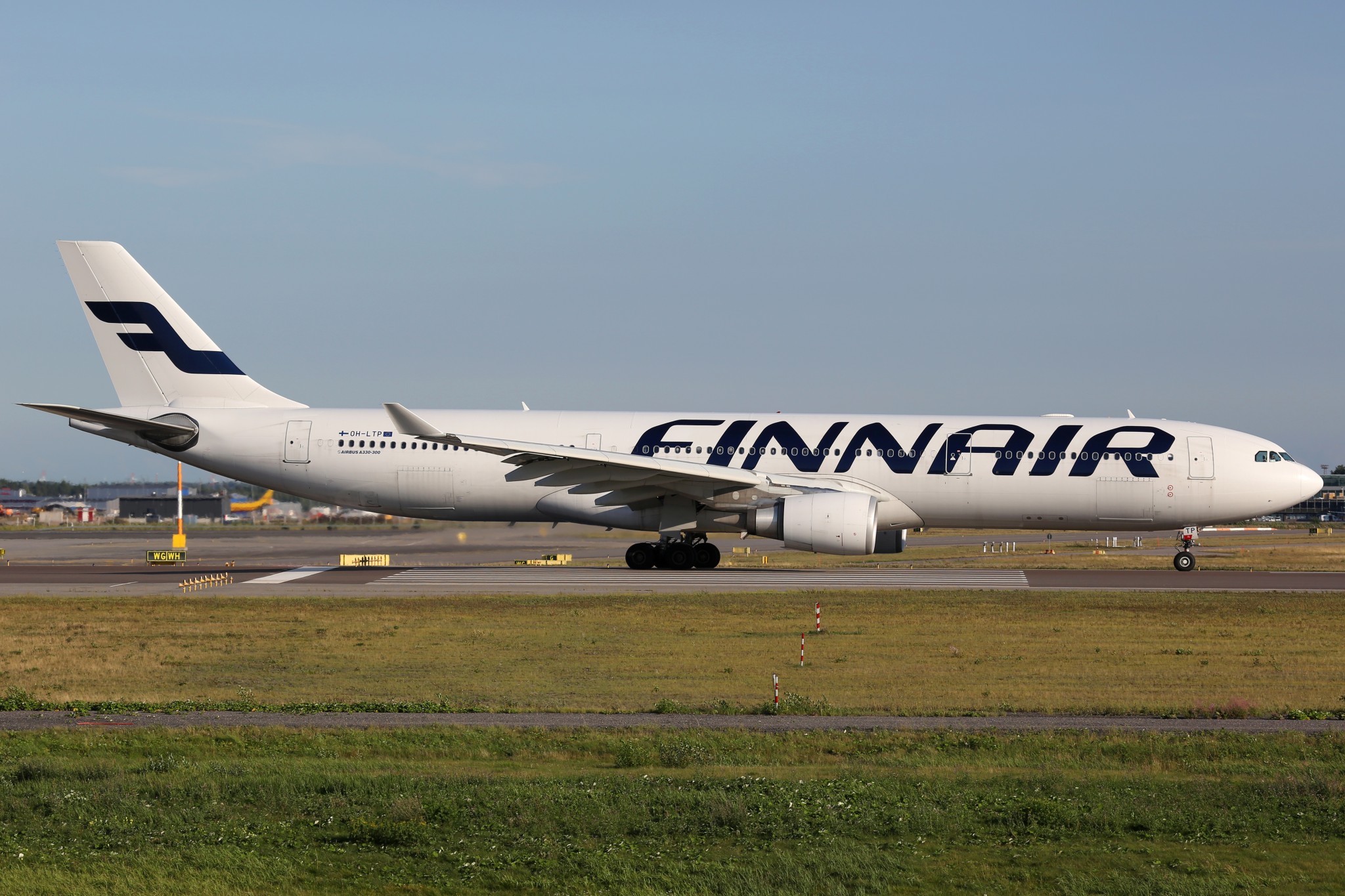Finnair traffic performance in April 2021