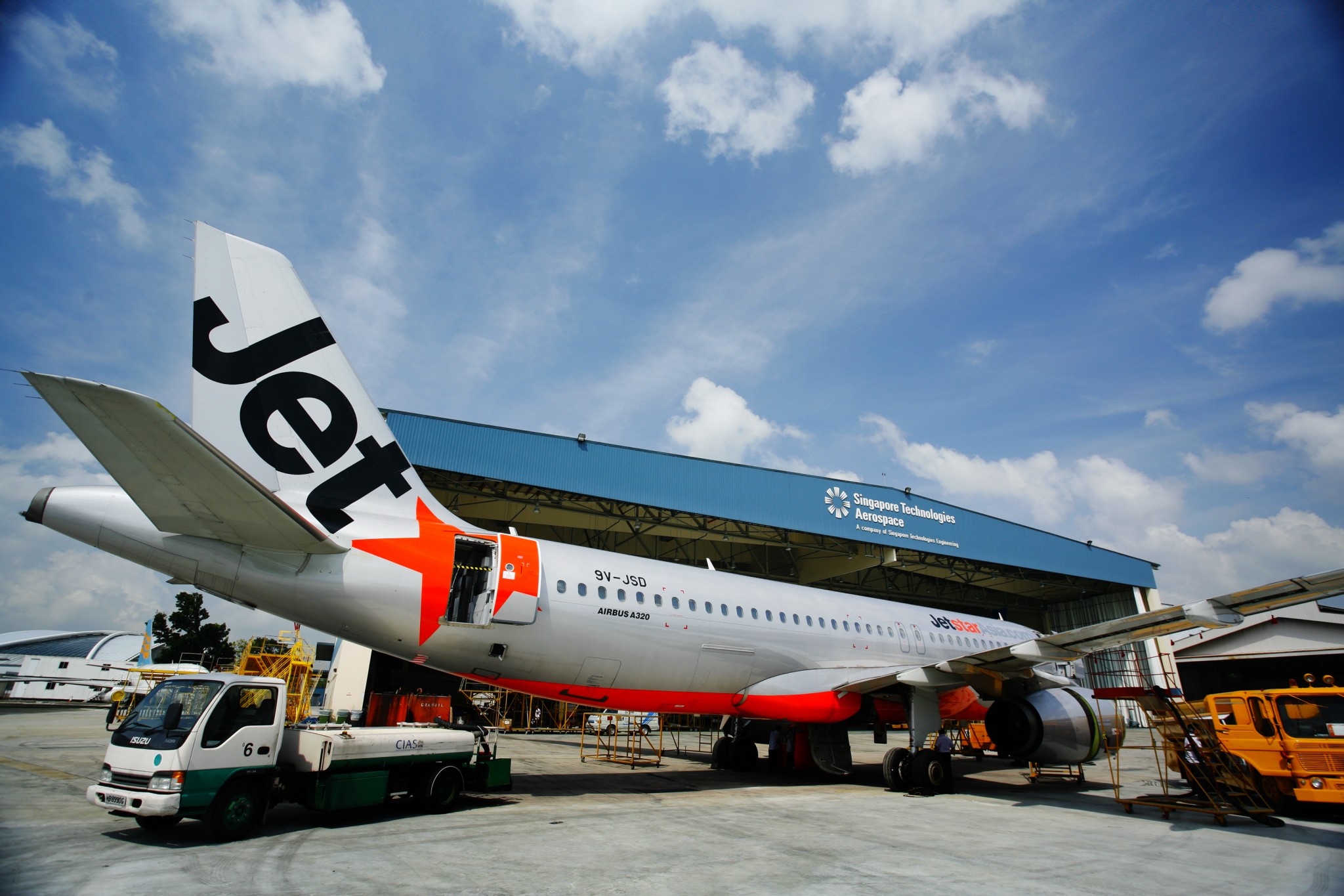 Jetstar Asia extends flight suspensions to May 31