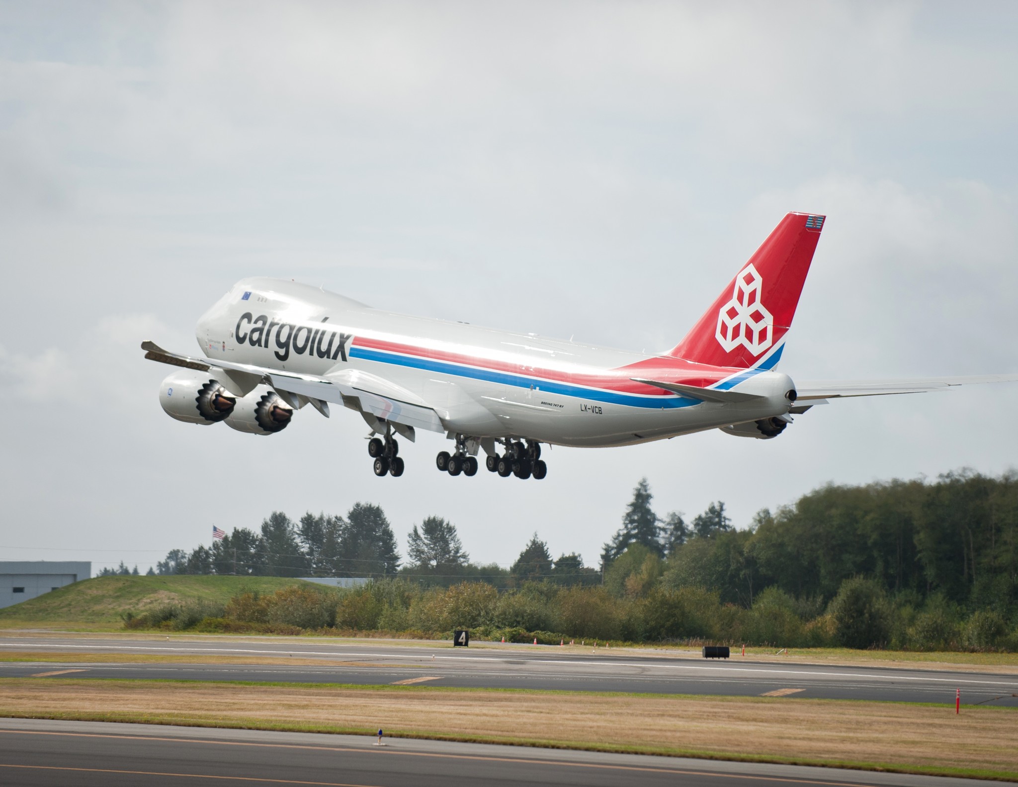 Cargolux Airlines closes JOLCO transaction for Boeing 747-400ERF