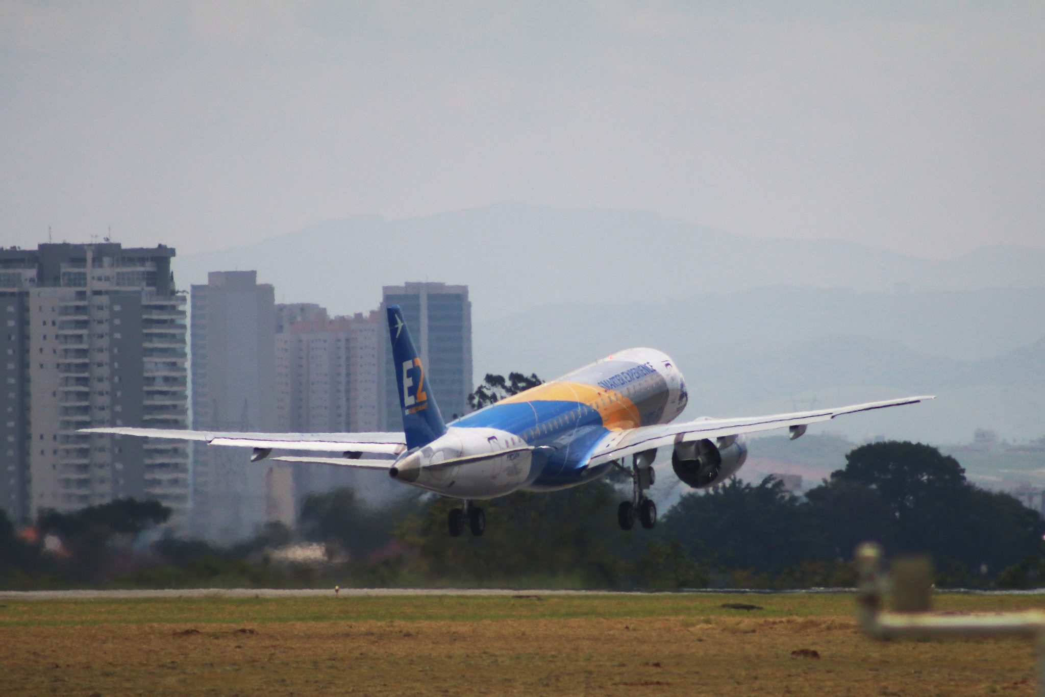 Madagascar Airlines leases three Embraer E190-E2 from Azorra