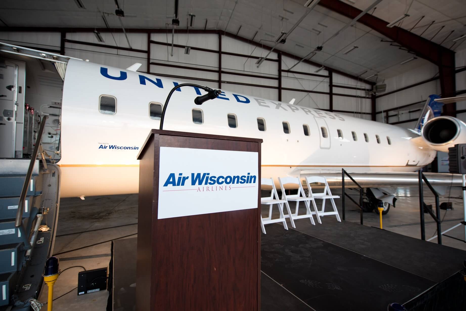 Air Wisconsin ratifies new pilot contract