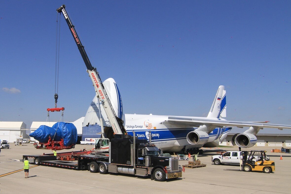 Volga-Dnepr Airlines safely delivers one GE9X engine