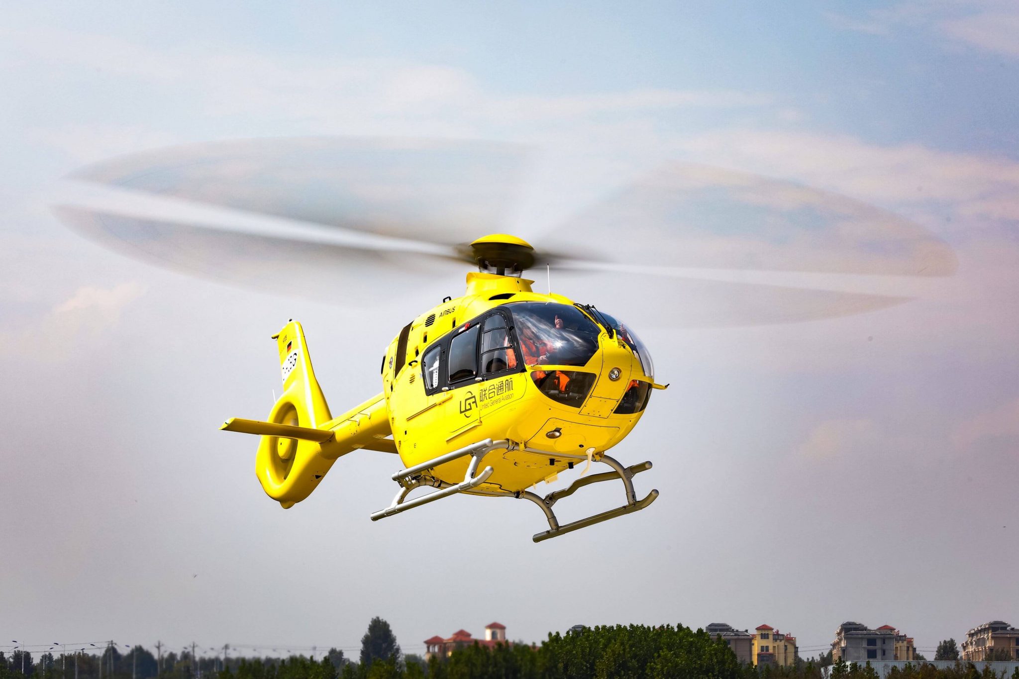 Airbus Helicopters delivers the first of 100 H135s for China in Qingdao