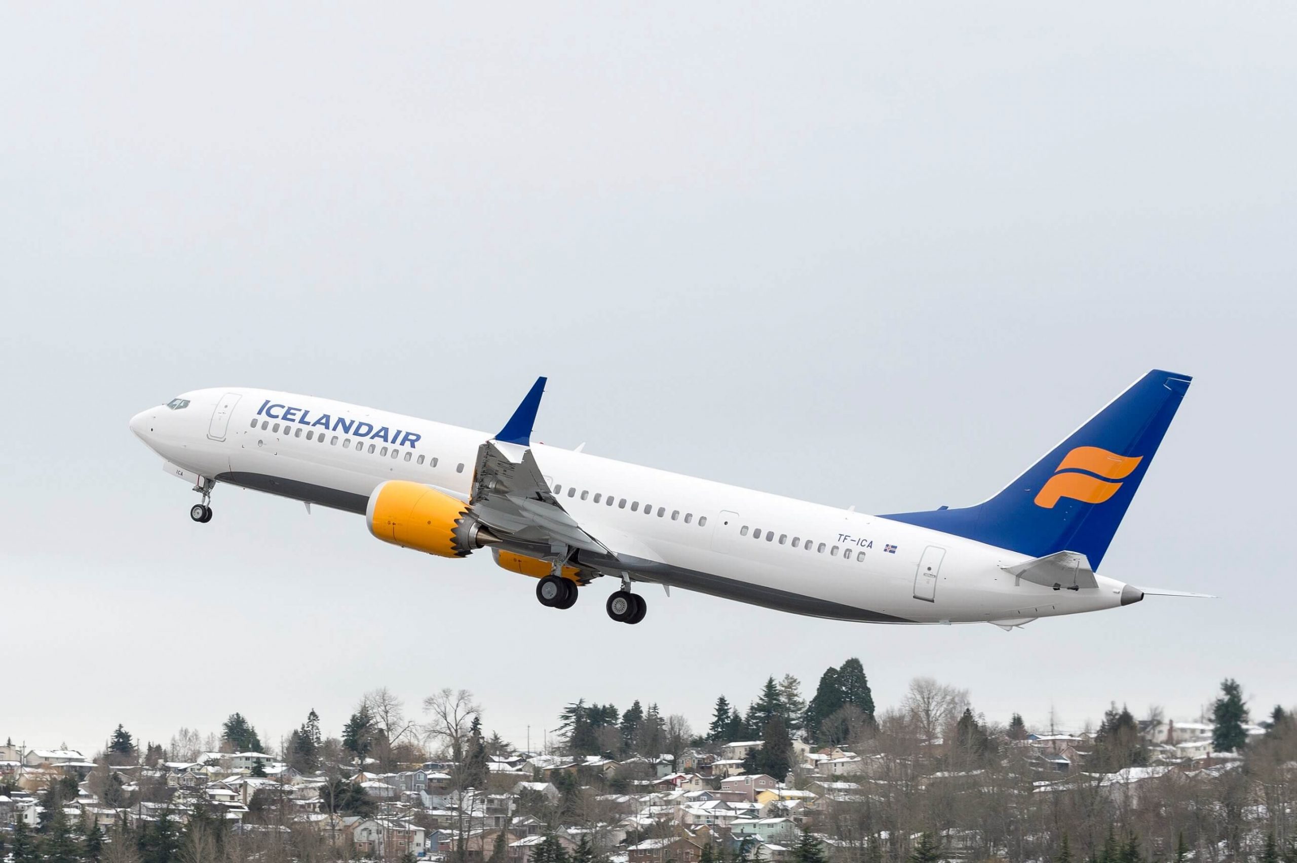 Icelandair finances two 737 MAX aircraft