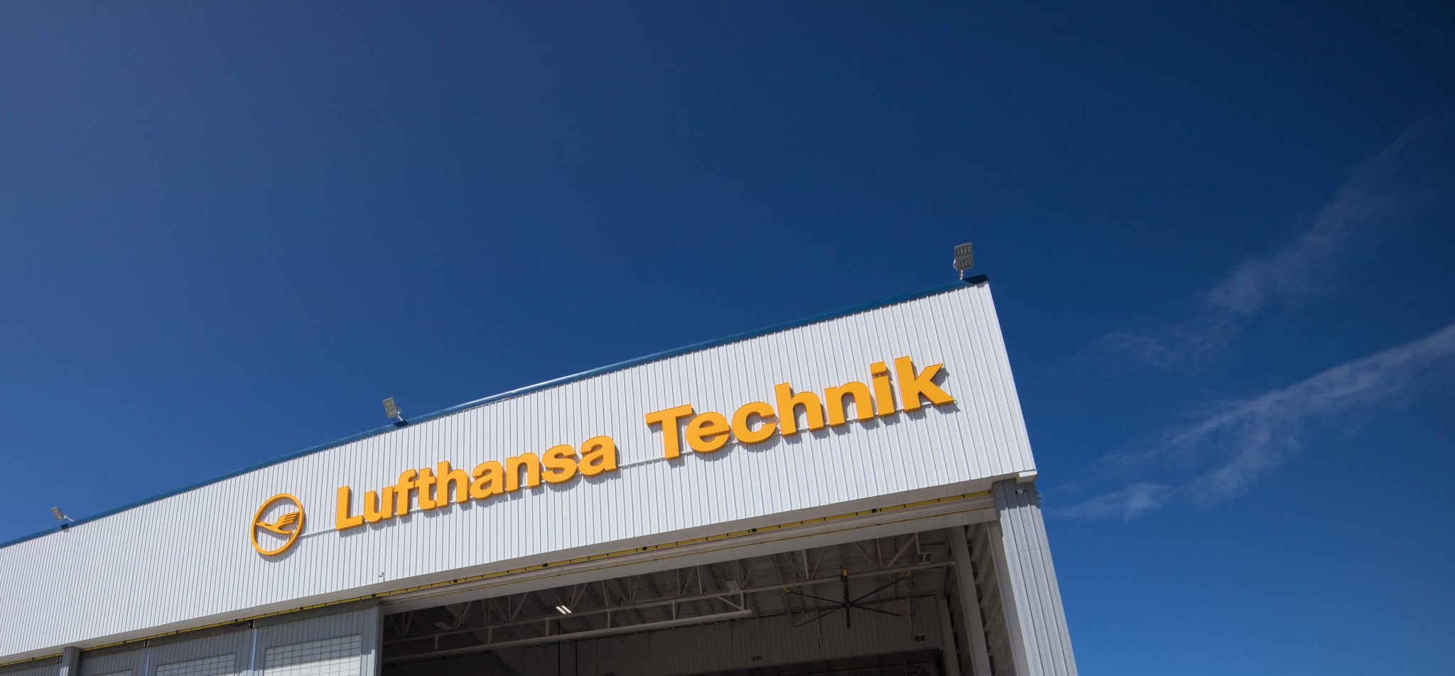 Lufthansa Technik agrees on short-time working