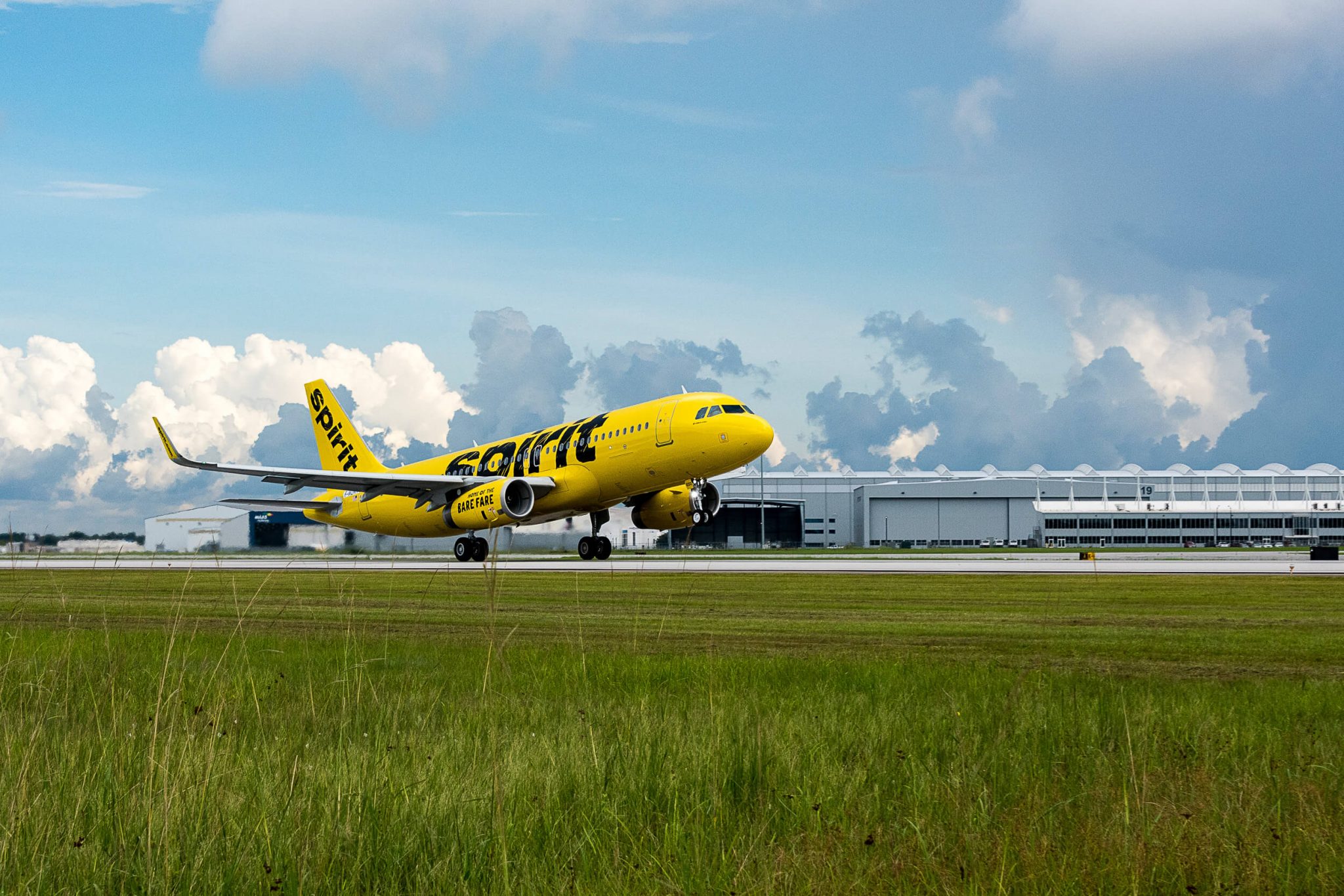 Spirit Airlines signs a service agreement for MINT TRMS