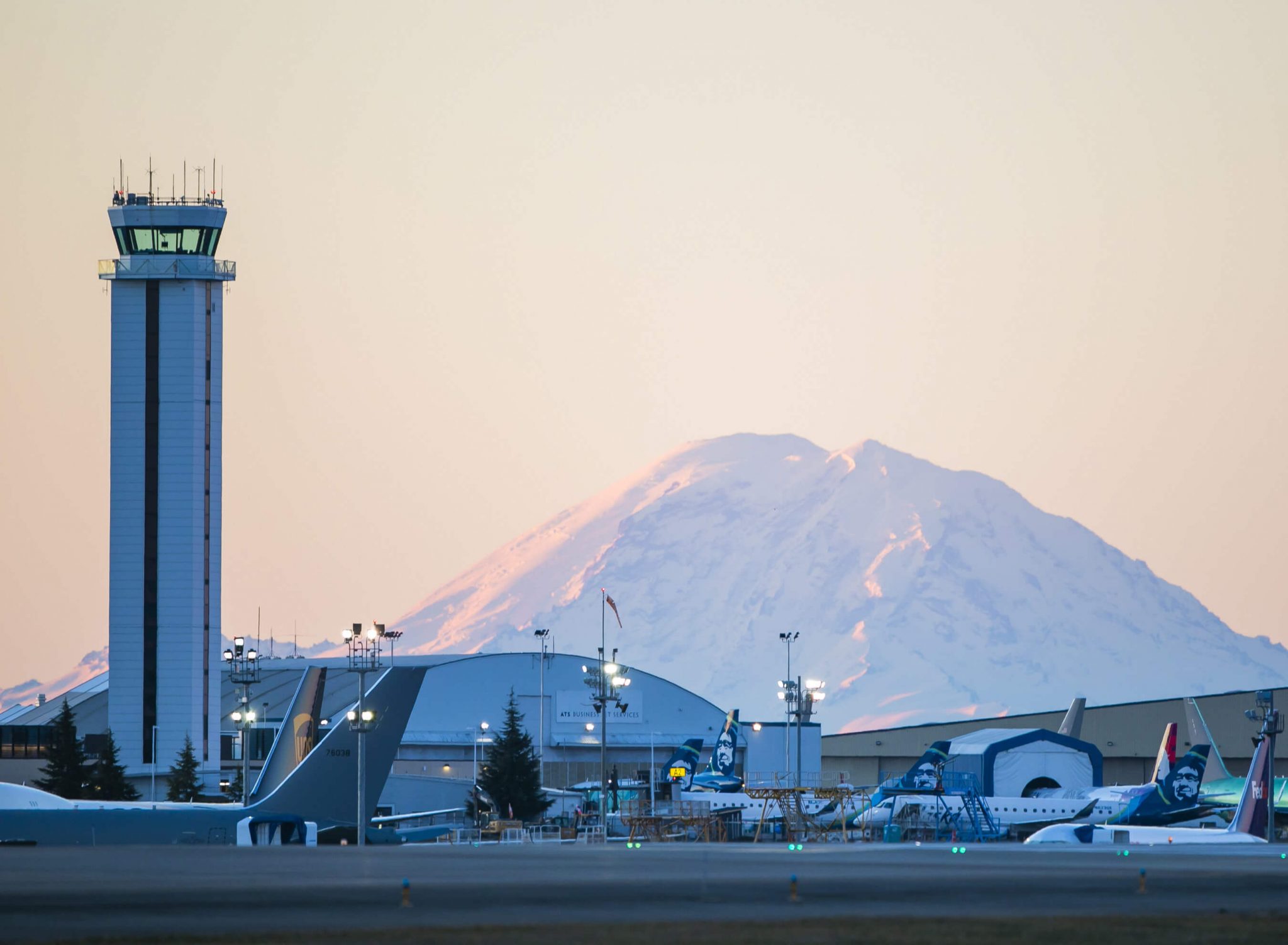 Alaska Air Group reports February 2019 operational results