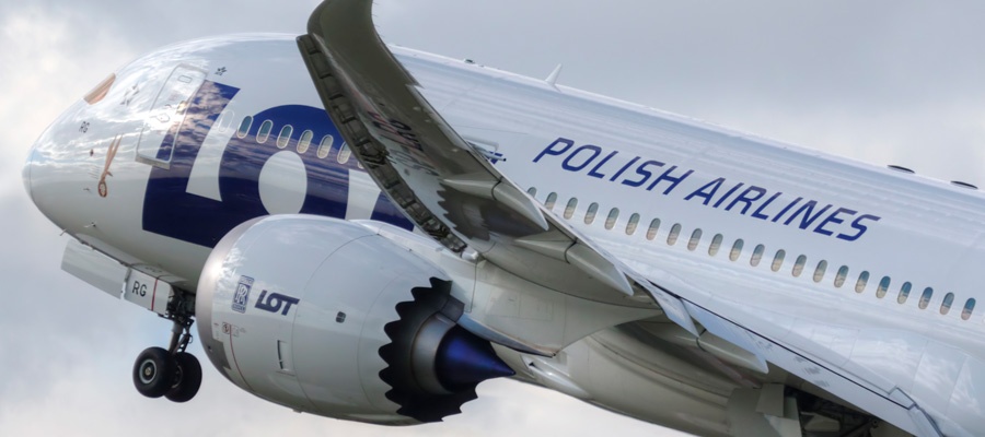 ALC places six 737-8s with LOT Polish Airlines
