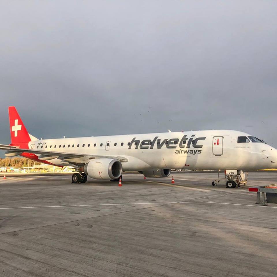 Helvetic Airways sells remaining five Fokker 100s