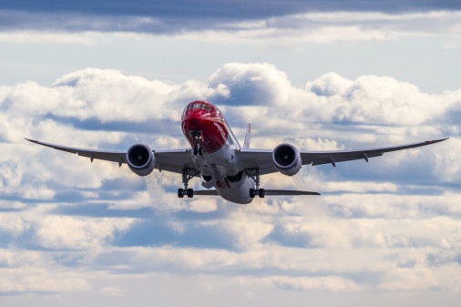 Norwegian lands slots at London Heathrow Airport
