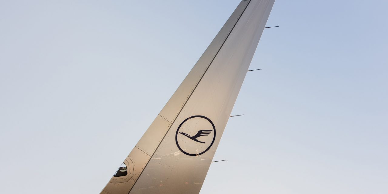 Lufthansa approves convertible bond; purchases more aircraft