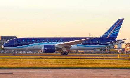 Azerbaijan Airlines to expand its 787 fleet