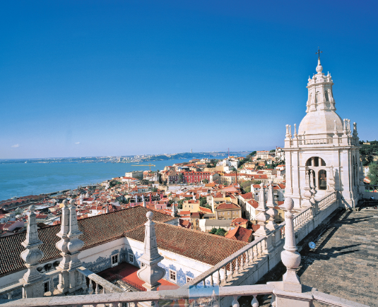 TAP brings back “stopover” partnership with Portugal’s tourism body
