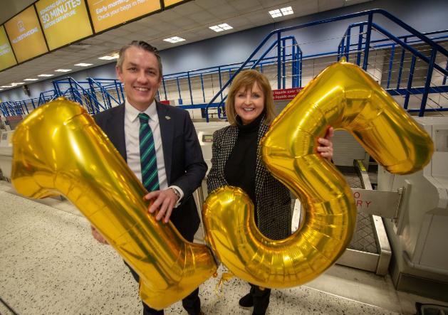 easyJet marks 15 years at Manchester Airport with new Paris and Murcia routes