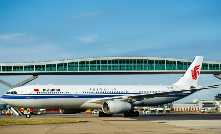 London Gatwick heralds return of Air China and Beijing route