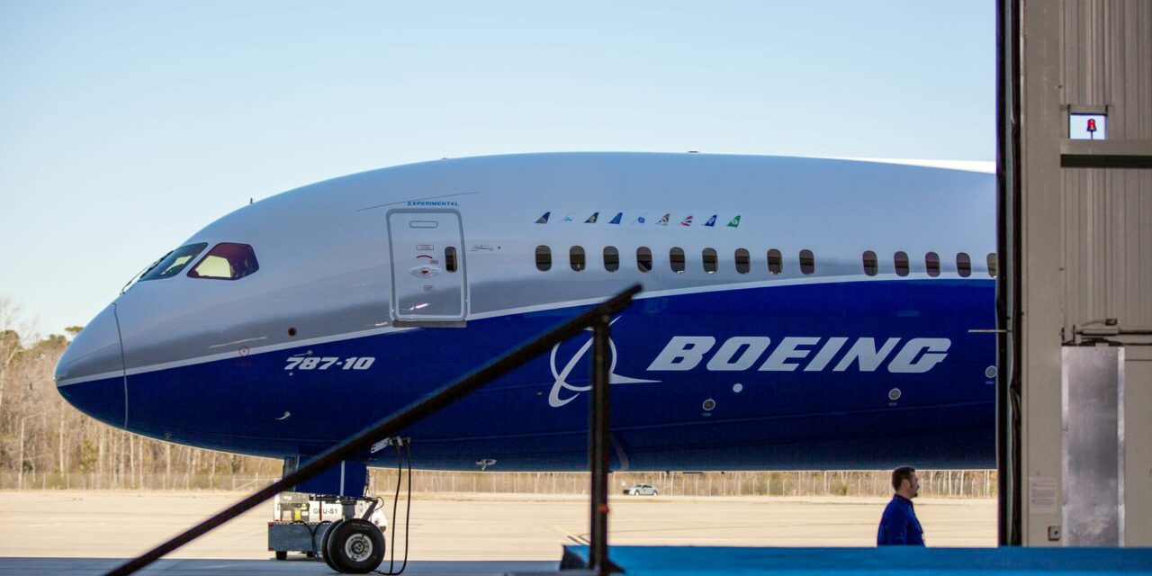 Boeing announces exact order split including the 737MAX and 777s