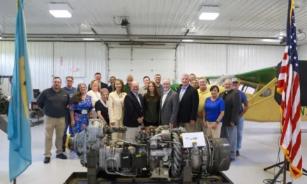 Piedmont Airlines donates a Pratt & Whitney engine to aviation school