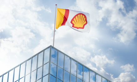 Shell signs long-term agreement with Air Europa for aviation lubricants